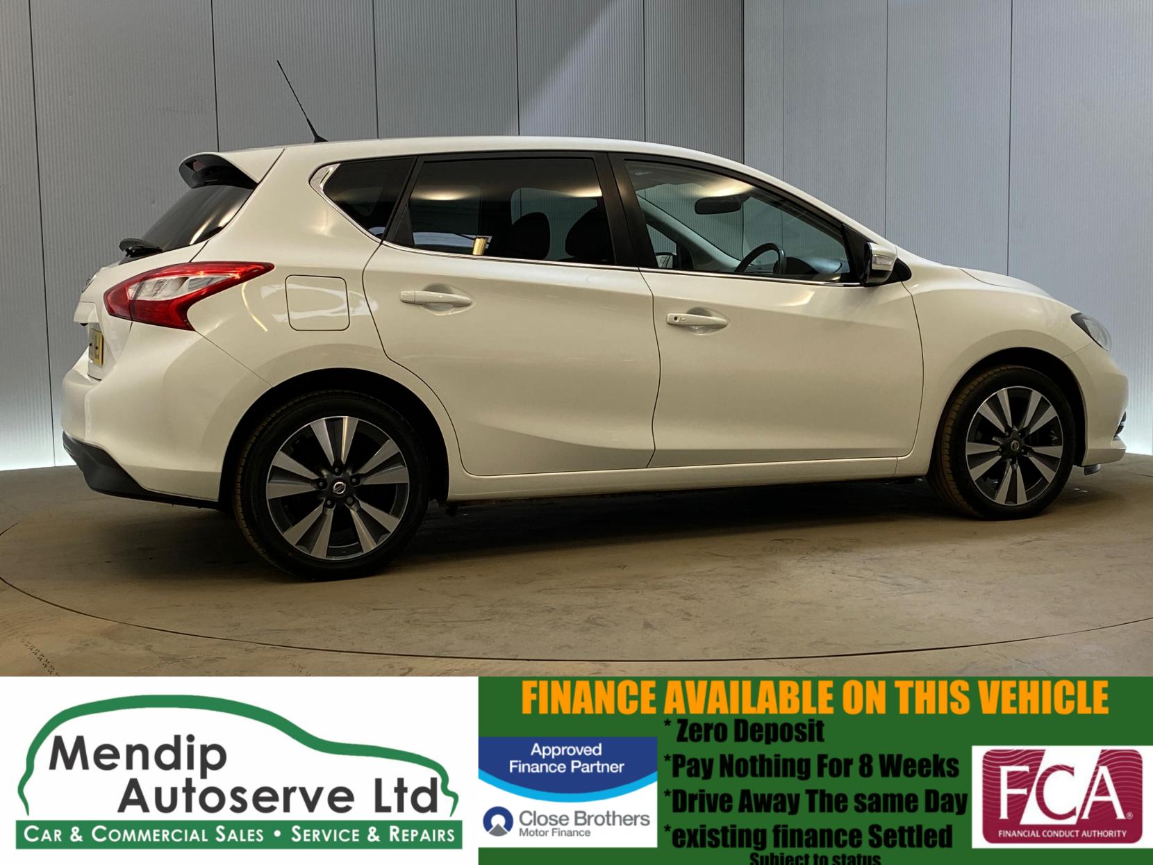 Nissan Pulsar 1.2 DIG-T N-Connecta Hatchback 5dr Petrol Manual Euro 6 (s/s) (115 ps)