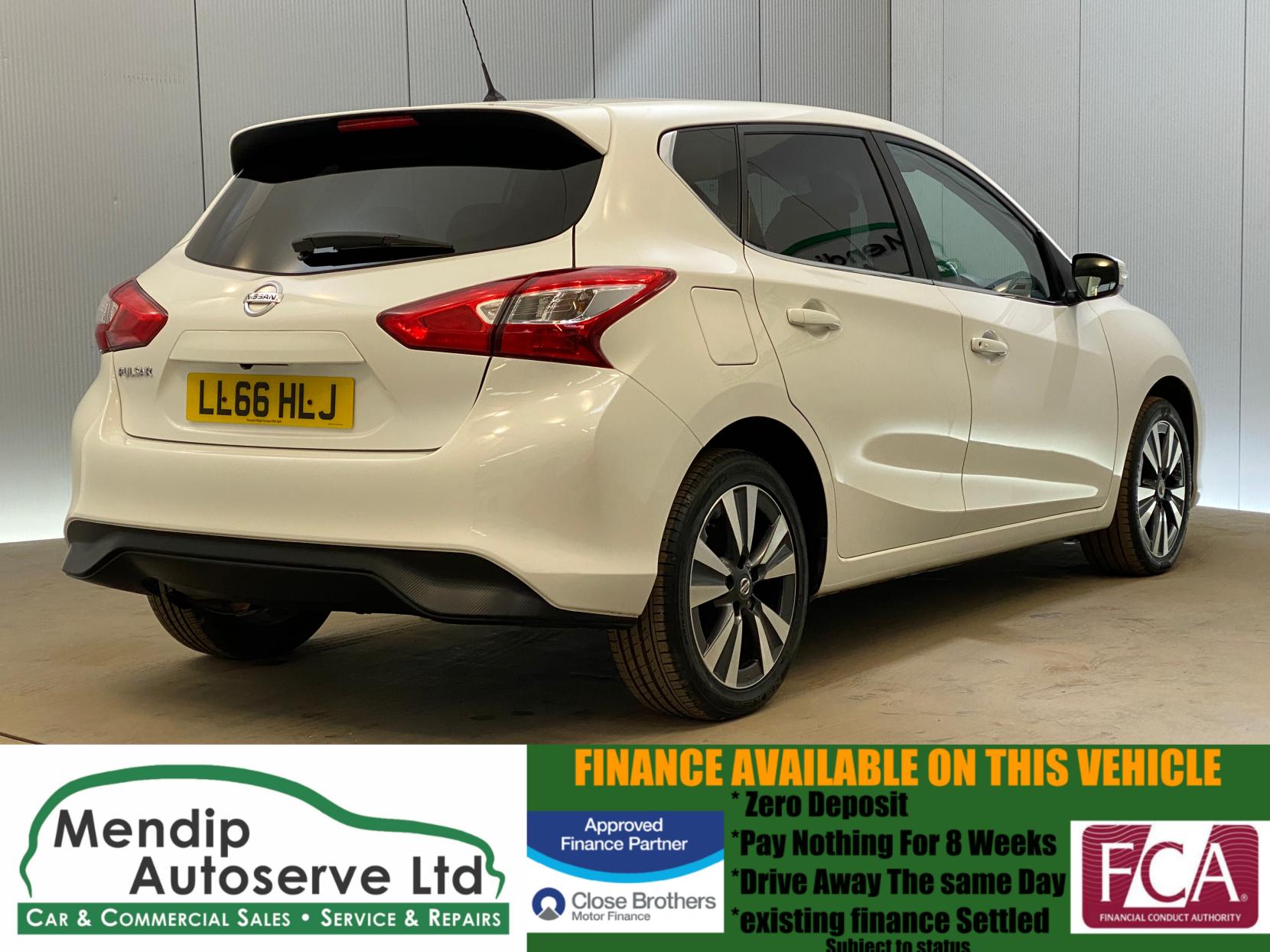 Nissan Pulsar 1.2 DIG-T N-Connecta Hatchback 5dr Petrol Manual Euro 6 (s/s) (115 ps)