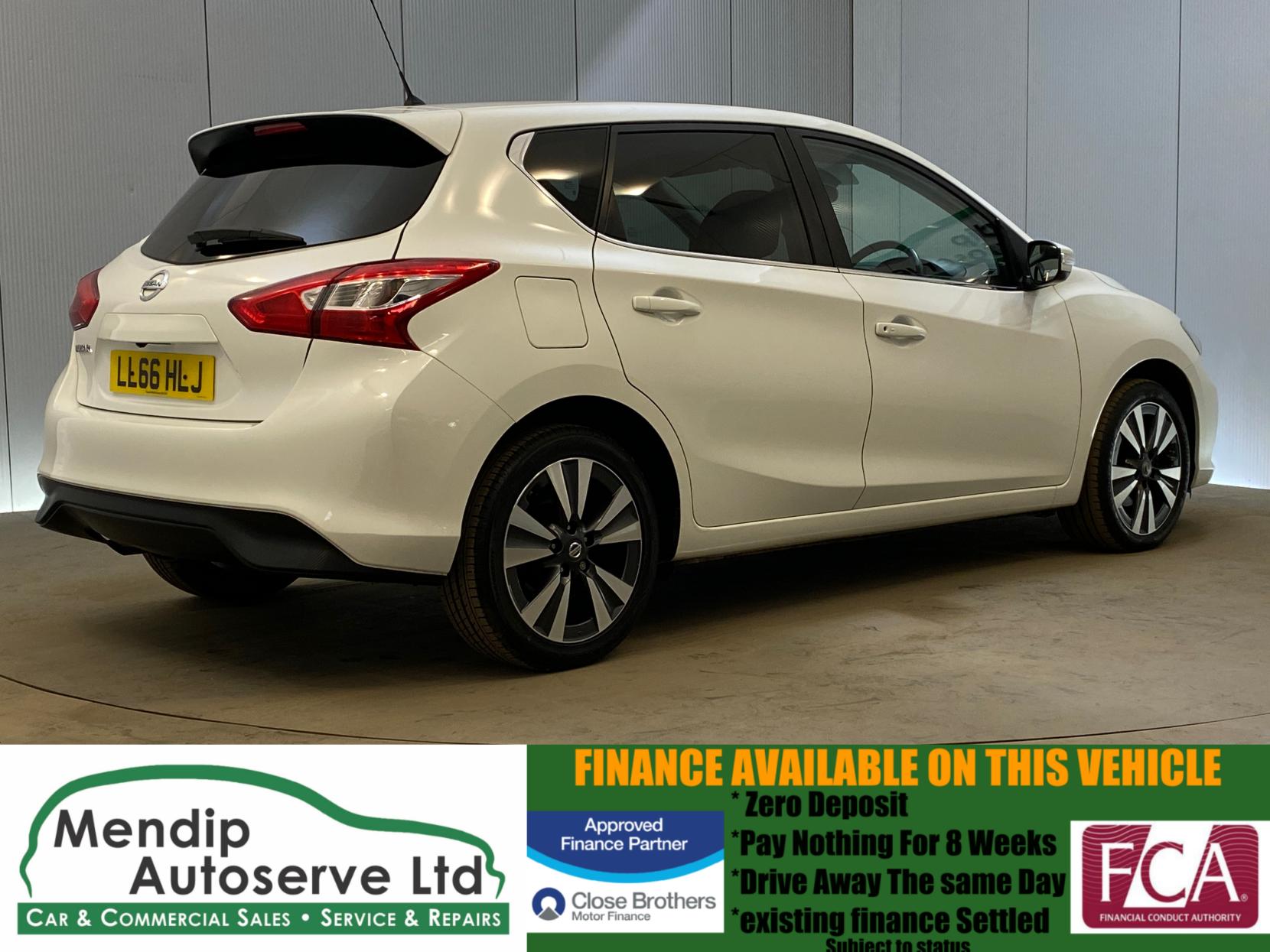 Nissan Pulsar 1.2 DIG-T N-Connecta Hatchback 5dr Petrol Manual Euro 6 (s/s) (115 ps)