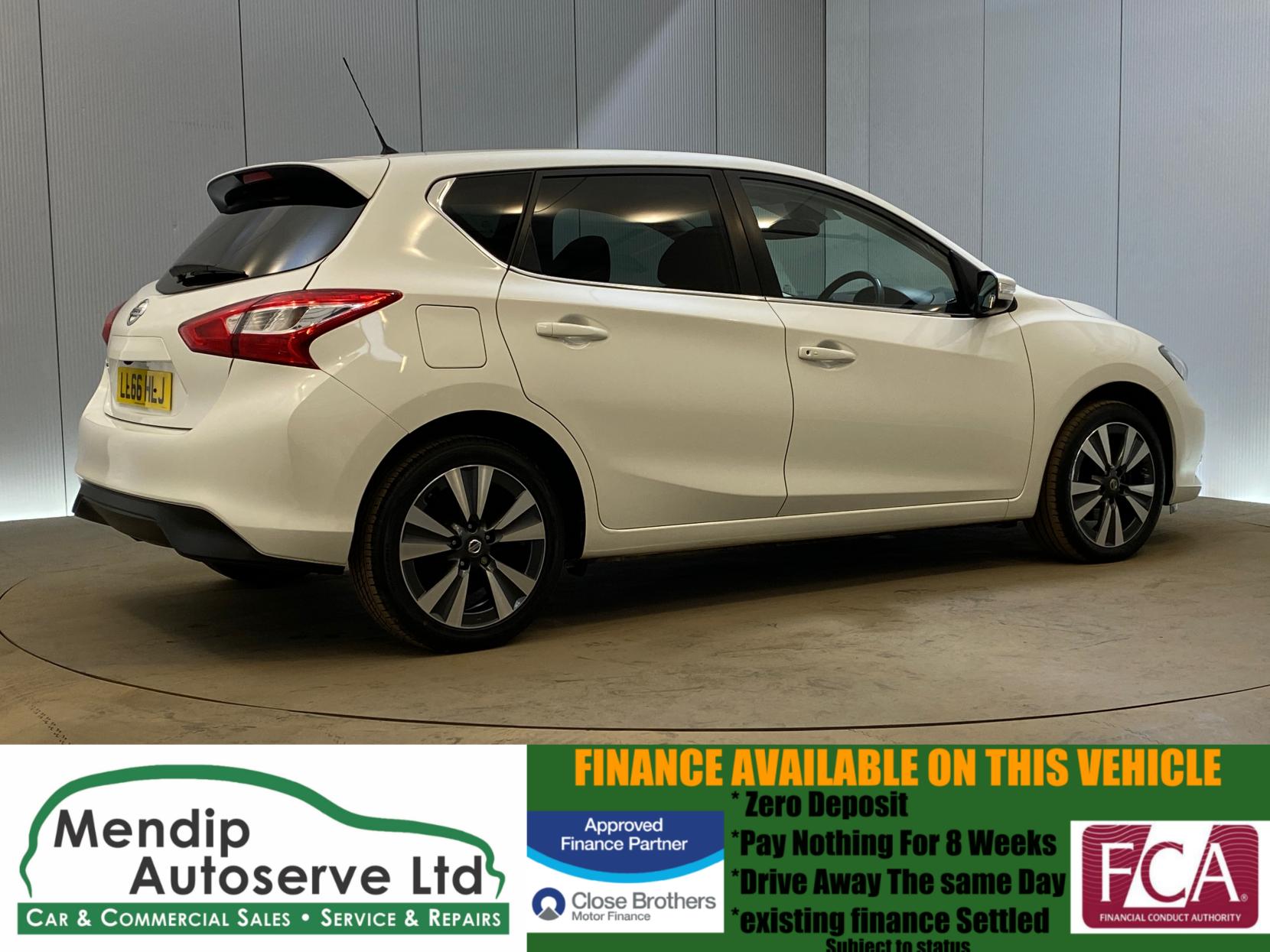 Nissan Pulsar 1.2 DIG-T N-Connecta Hatchback 5dr Petrol Manual Euro 6 (s/s) (115 ps)