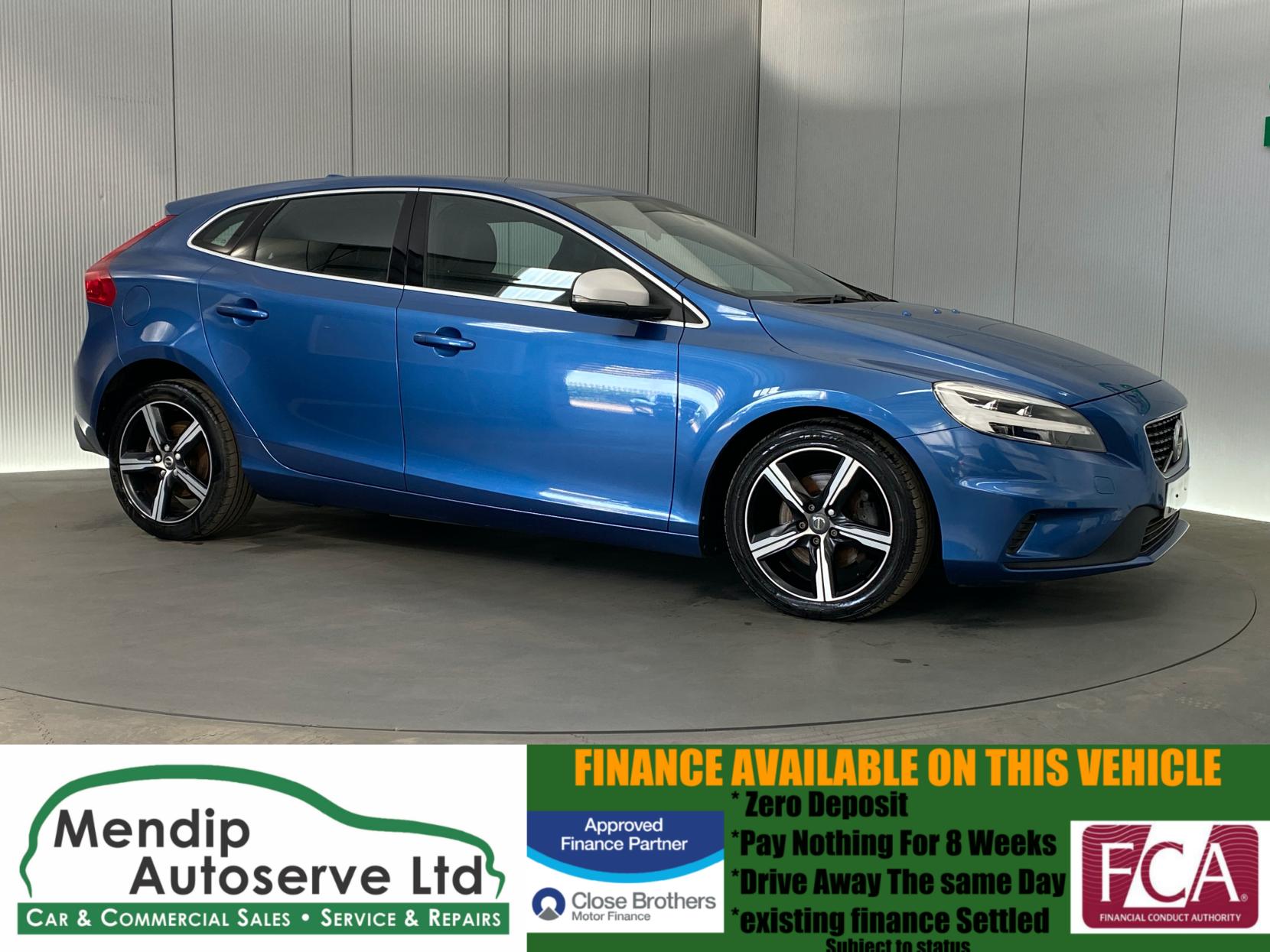 Volvo V40 2.0 T2 R-Design Hatchback 5dr Petrol Manual Euro 6 (s/s) (122 ps)