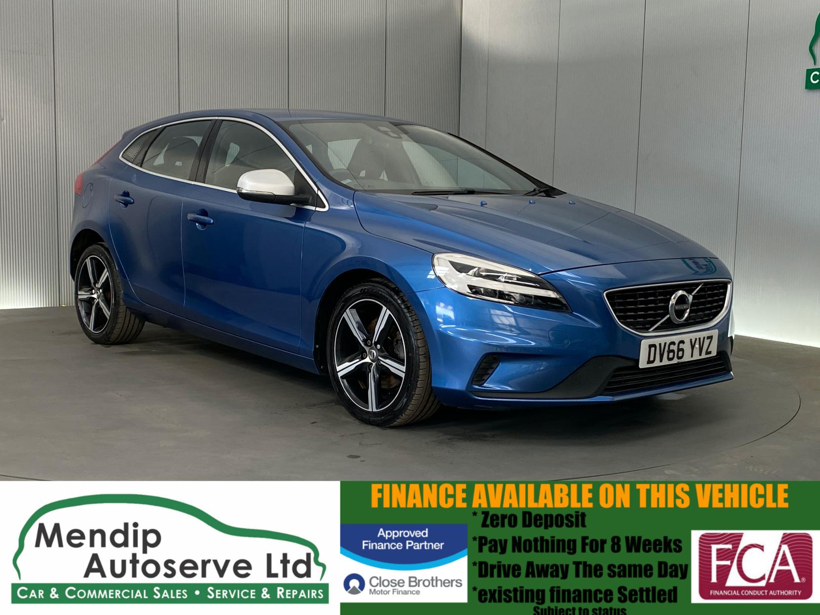 Volvo V40 2.0 T2 R-Design Hatchback 5dr Petrol Manual Euro 6 (s/s) (122 ps)