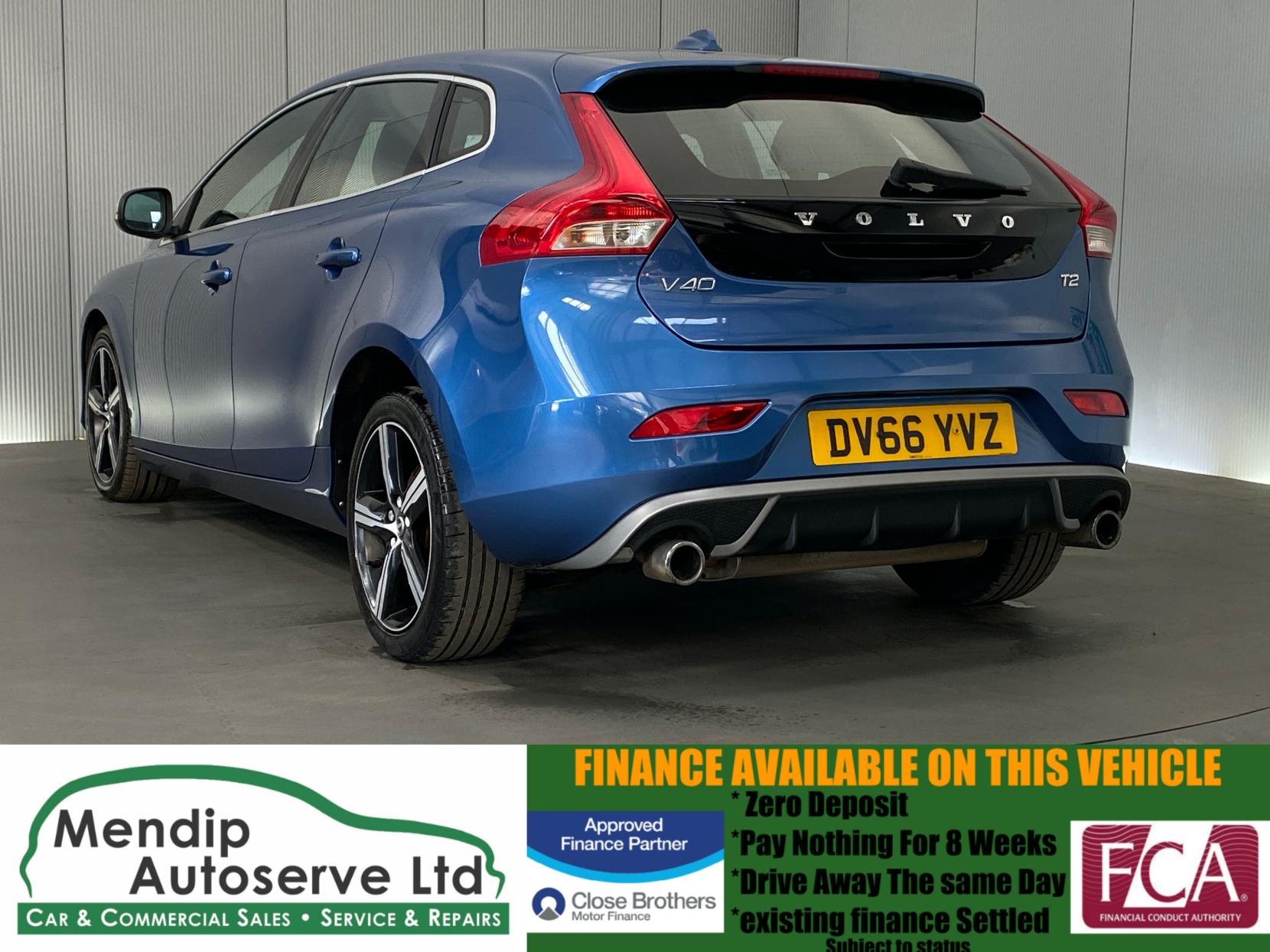 Volvo V40 2.0 T2 R-Design Hatchback 5dr Petrol Manual Euro 6 (s/s) (122 ps)