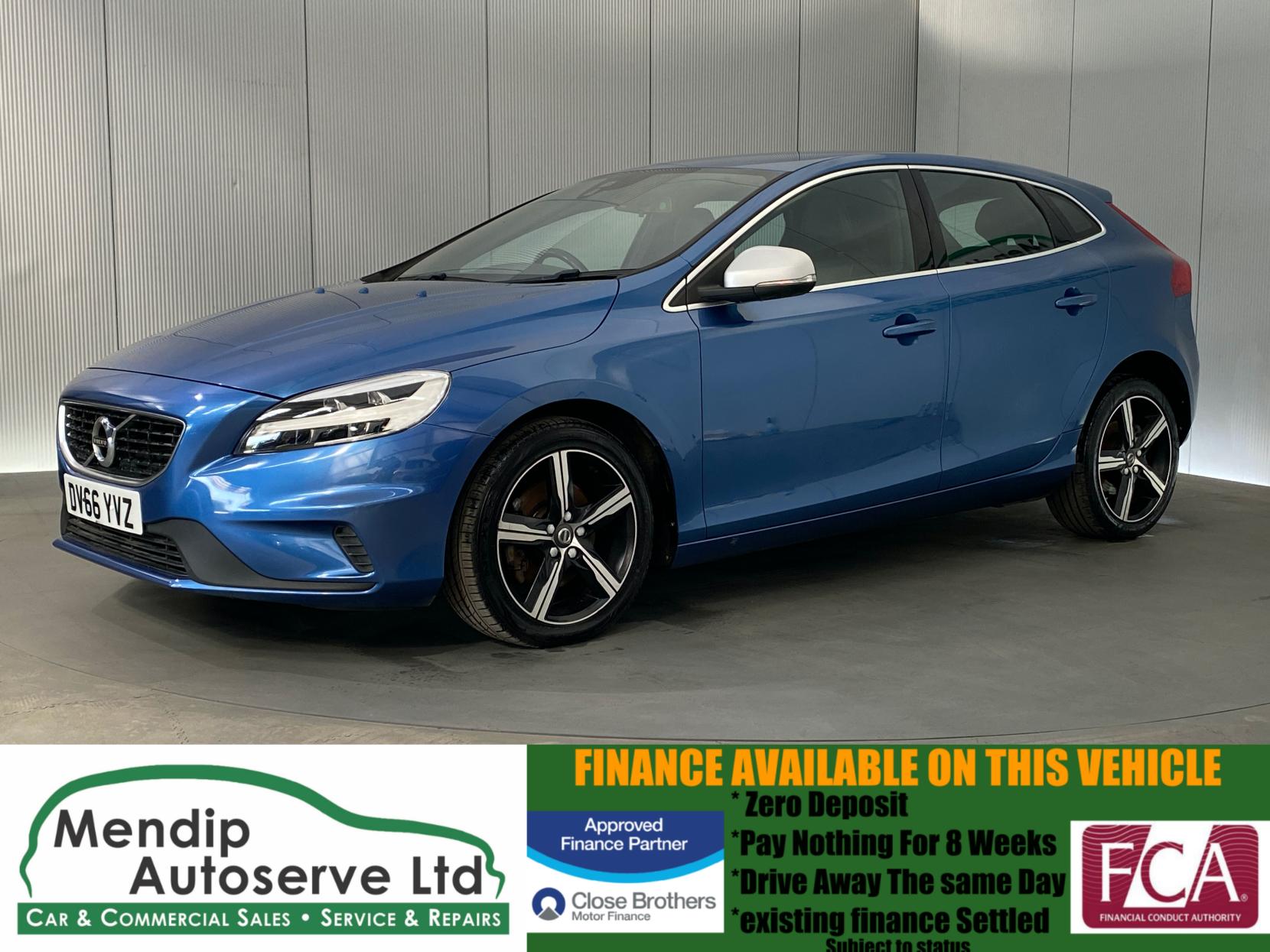 Volvo V40 2.0 T2 R-Design Hatchback 5dr Petrol Manual Euro 6 (s/s) (122 ps)