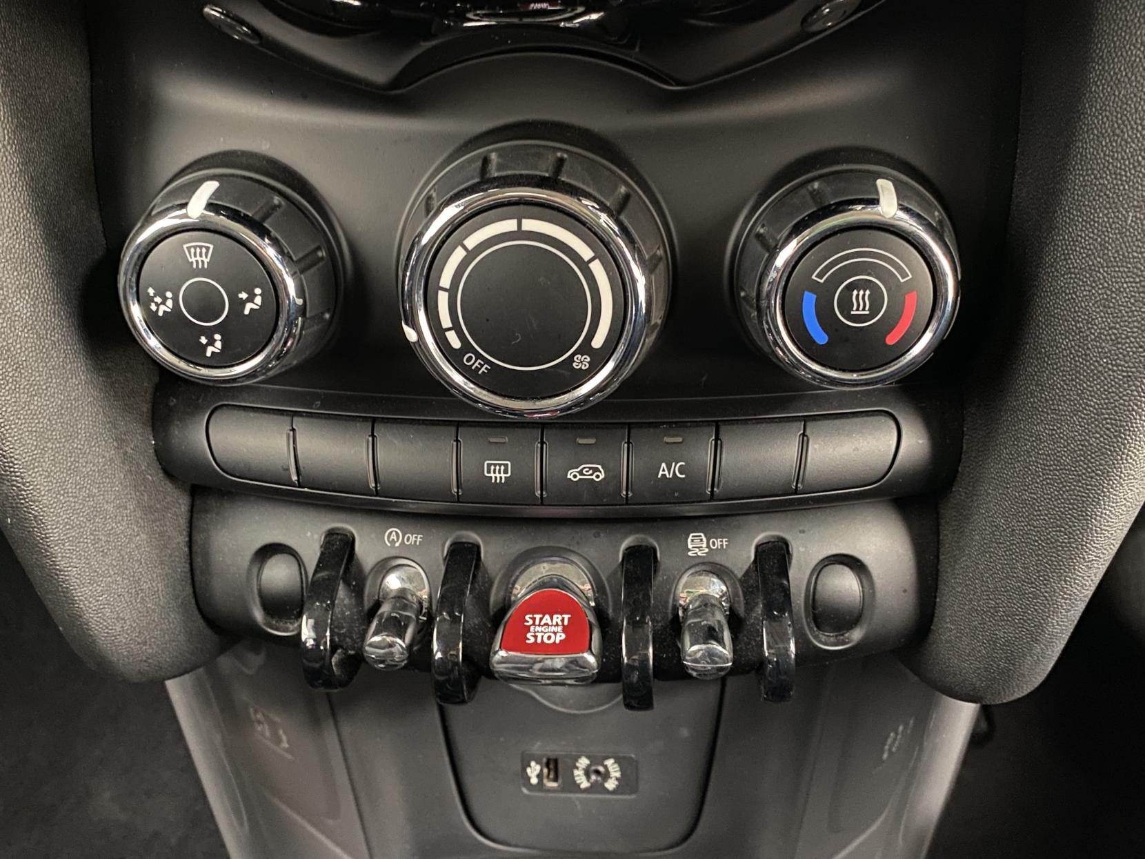 MINI Hatch 1.2 One Hatchback 5dr Petrol Auto Euro 6 (s/s) (102 ps)