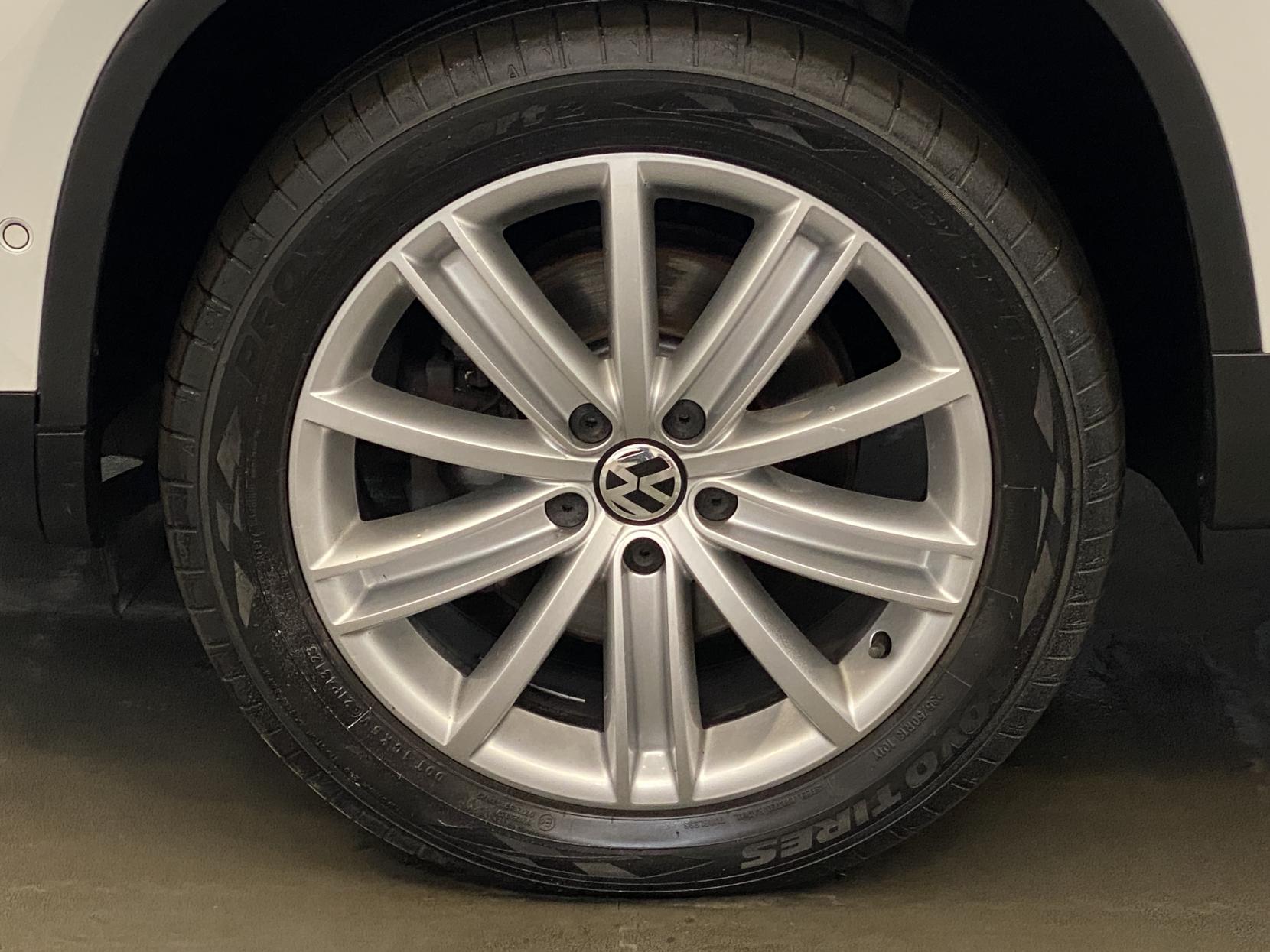 Volkswagen Tiguan 2.0 TDI BlueMotion Tech Match Edition SUV 5dr Diesel DSG 4WD Euro 6 (s/s) (150 ps)