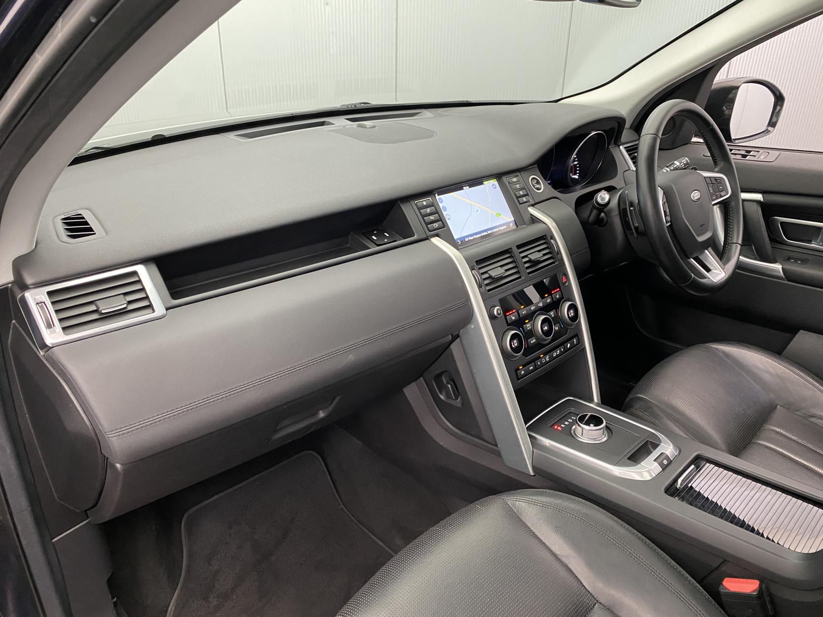 Land Rover Discovery Sport 2.0 TD4 HSE SUV 5dr Diesel Auto 4WD Euro 6 (s/s) (180 ps)
