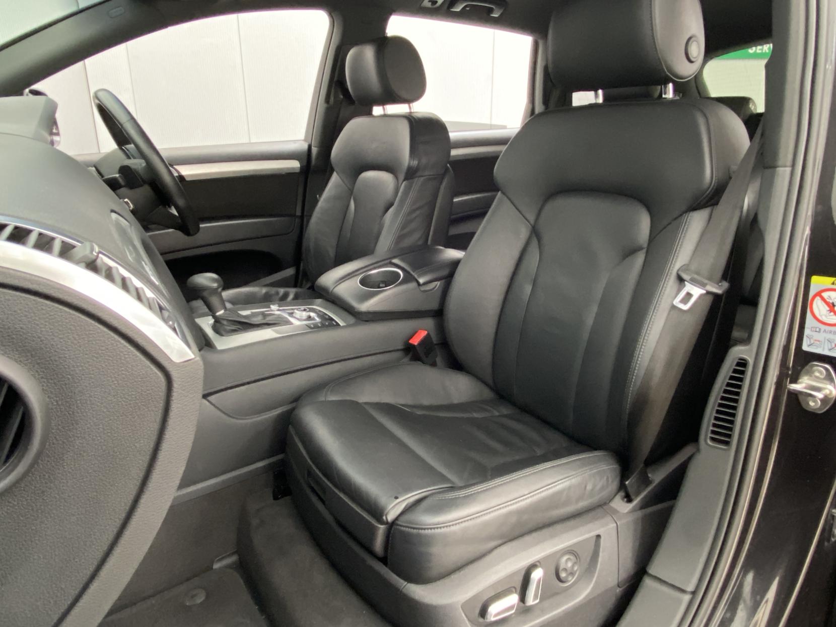 Audi Q7 3.0 TDI V6 S line Plus SUV 5dr Diesel Tiptronic quattro Euro 5 (s/s) (245 ps)