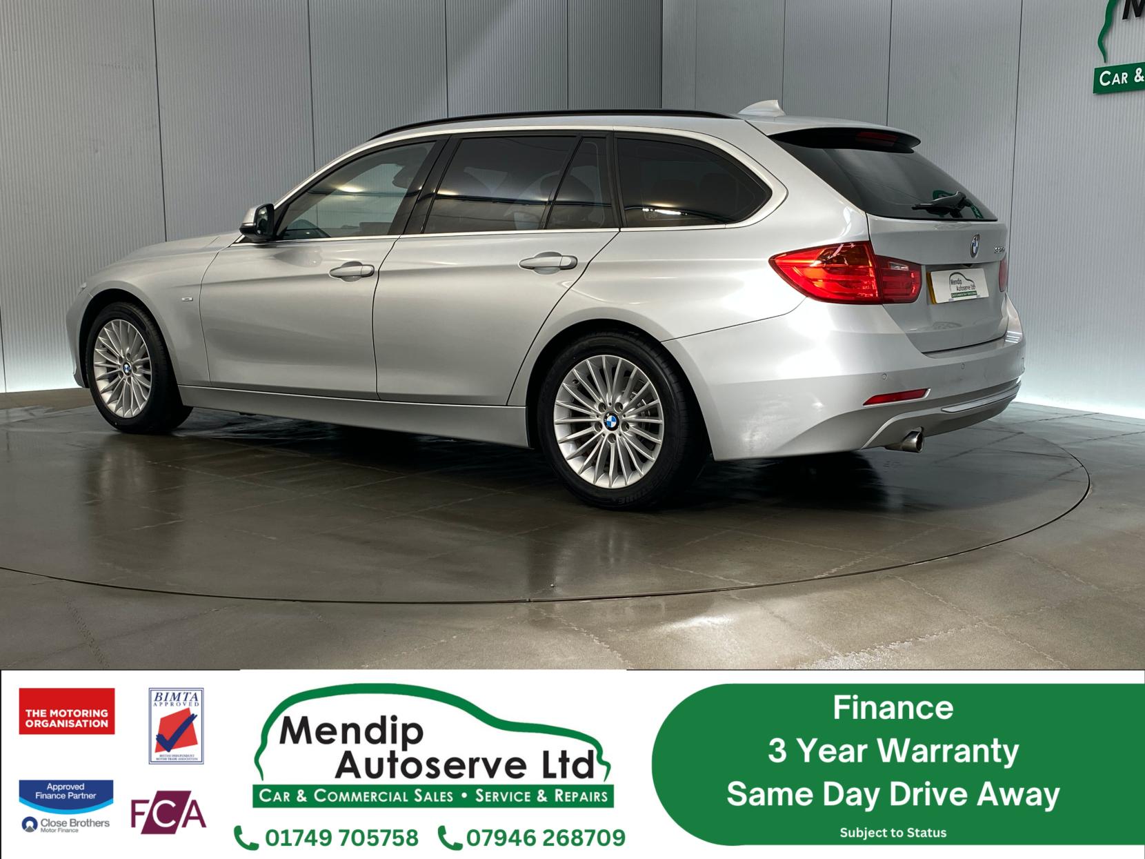 BMW 3 Series 2.0 320d Luxury Touring 5dr Diesel Auto Euro 5 (s/s) (184 ps)