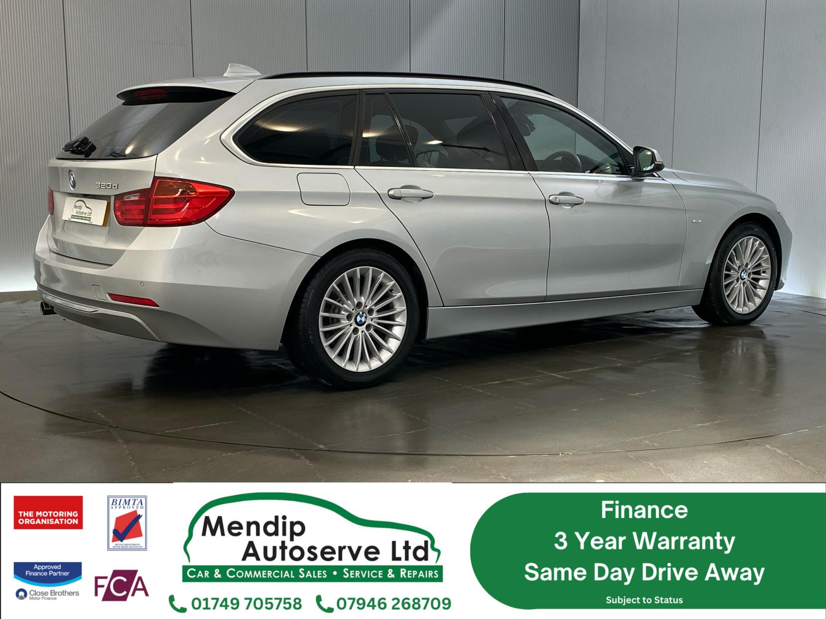BMW 3 Series 2.0 320d Luxury Touring 5dr Diesel Auto Euro 5 (s/s) (184 ps)