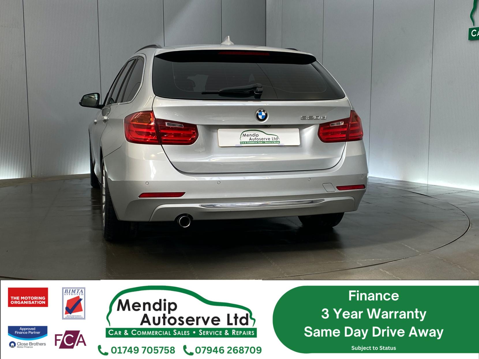 BMW 3 Series 2.0 320d Luxury Touring 5dr Diesel Auto Euro 5 (s/s) (184 ps)