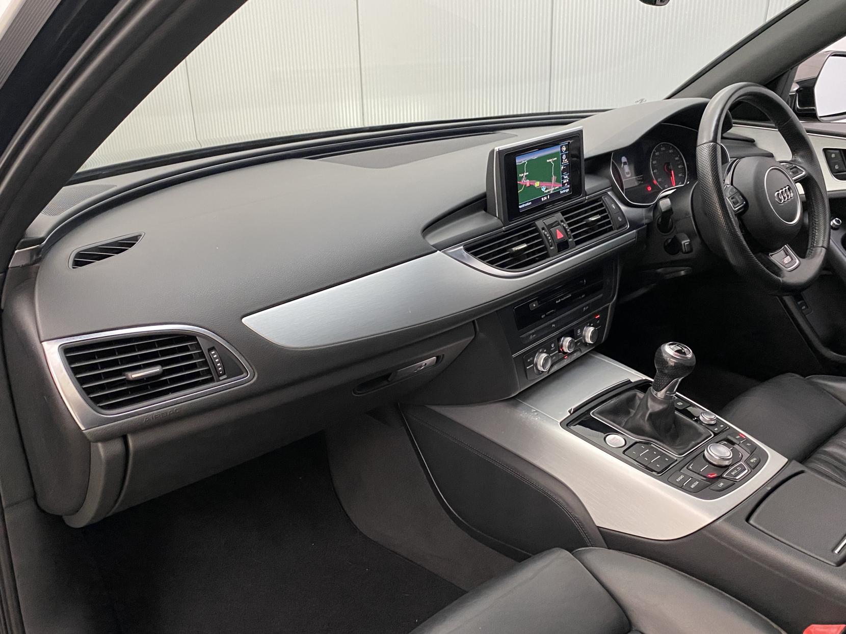 Audi A6 Saloon 2.0 TDI ultra S line Saloon 4dr Diesel Manual Euro 6 (s/s) (190 ps)