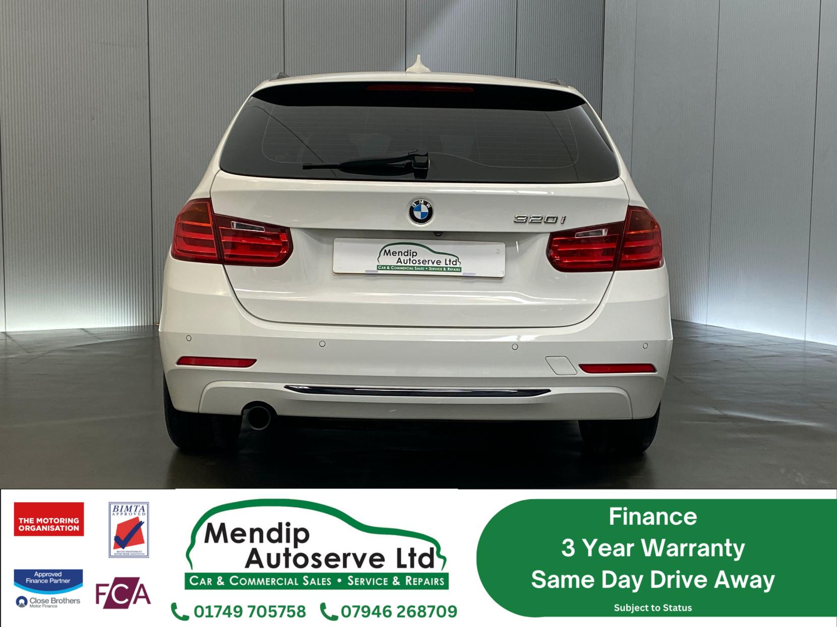 BMW 3 Series 2.0 320i Sport Touring 5dr Petrol Auto Euro 6 (s/s) (184 ps)