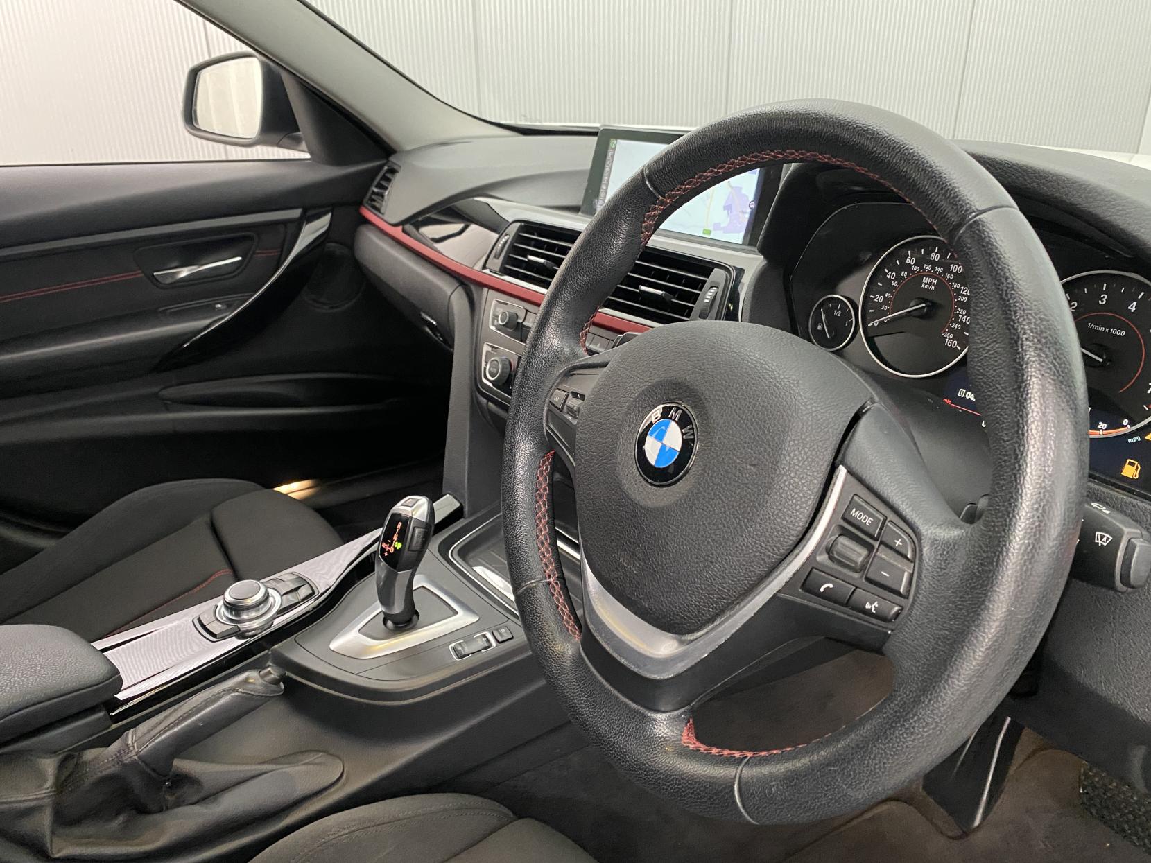 BMW 3 Series 2.0 320i Sport Touring 5dr Petrol Auto Euro 6 (s/s) (184 ps)