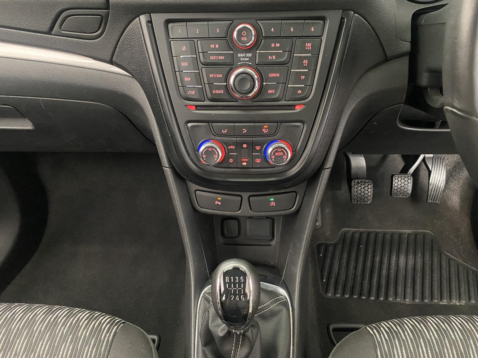 Vauxhall Mokka 1.6 CDTi Tech Line SUV 5dr Diesel Manual 2WD Euro 6 (s/s) (136 ps)