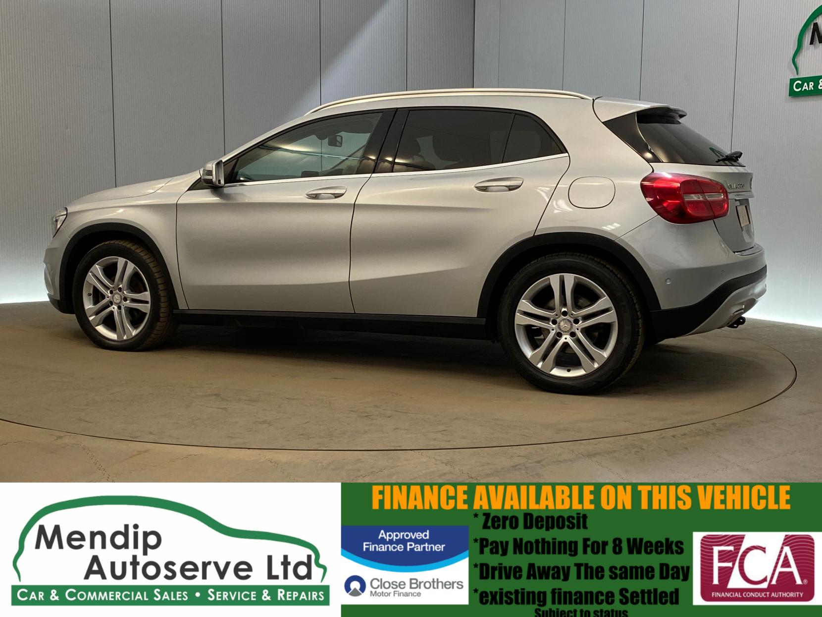 Mercedes-Benz GLA 2.1 GLA220 CDI SE SUV 5dr Diesel 7G-DCT 4MATIC Euro 6 (s/s) (170 ps)