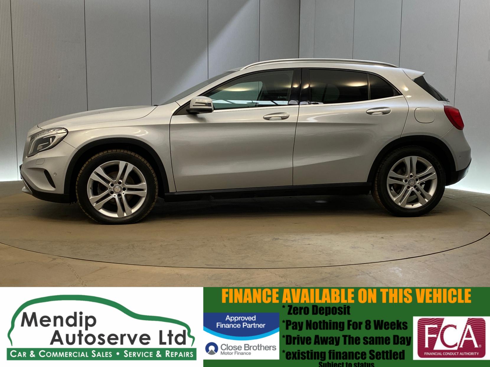 Mercedes-Benz GLA 2.1 GLA220 CDI SE SUV 5dr Diesel 7G-DCT 4MATIC Euro 6 (s/s) (170 ps)