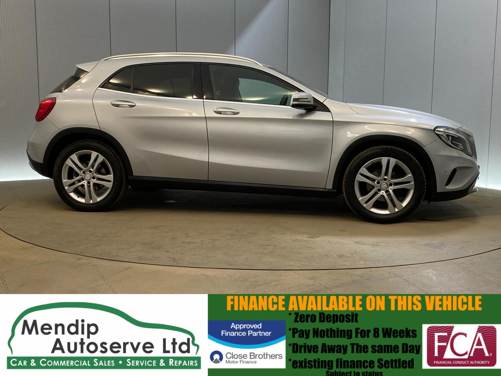 Mercedes-Benz GLA 2.1 GLA220 CDI SE SUV 5dr Diesel 7G-DCT 4MATIC Euro 6 (s/s) (170 ps)