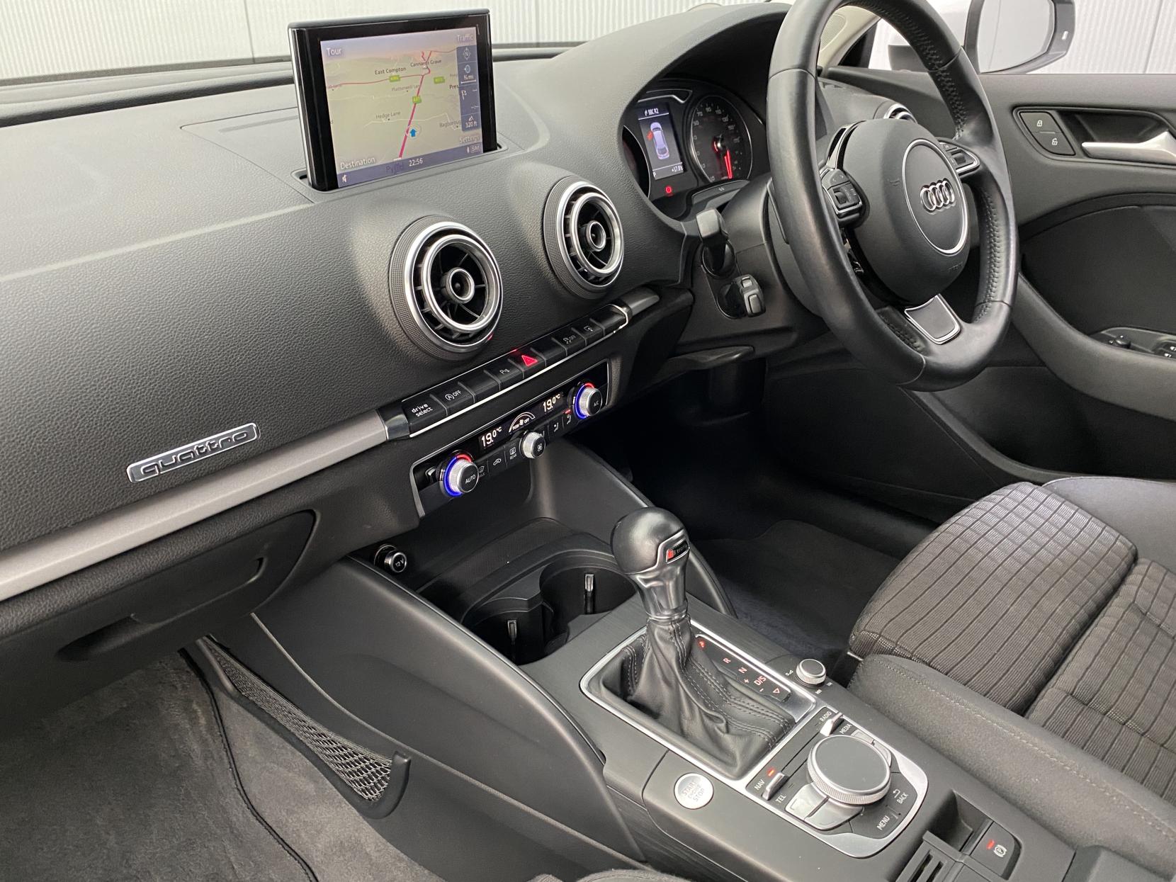 Audi A3 1.8 TFSI S line Sportback 5dr Petrol S Tronic quattro Euro 6 (s/s) (Nav) (180 ps)