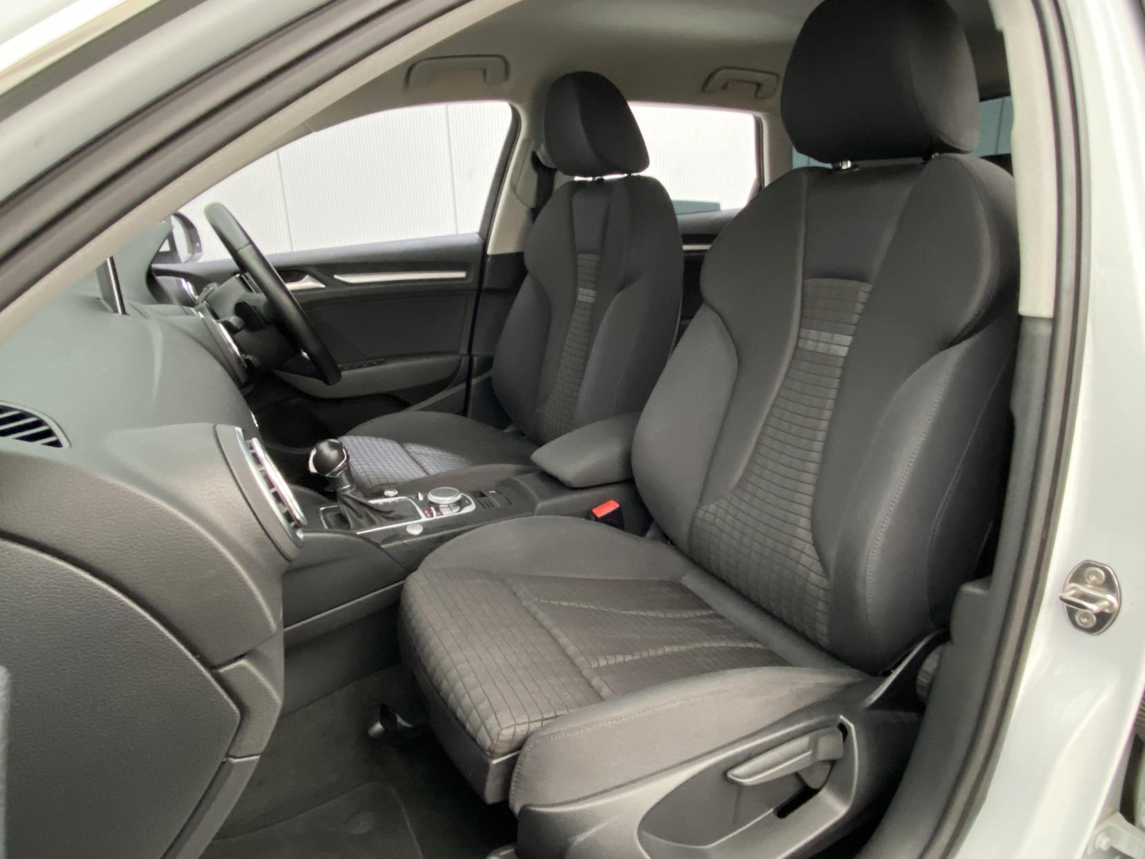 Audi A3 1.8 TFSI S line Sportback 5dr Petrol S Tronic quattro Euro 6 (s/s) (Nav) (180 ps)