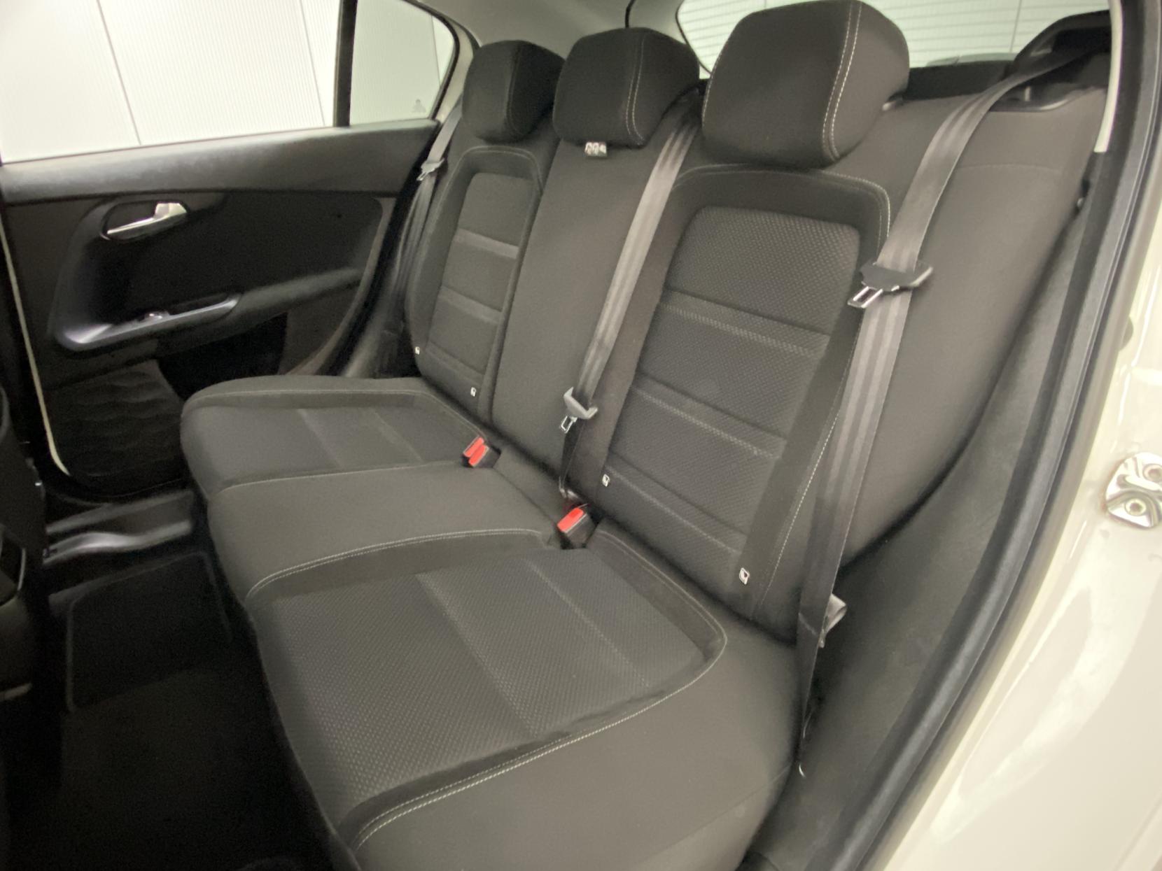 Fiat Tipo 1.4 MPI Lounge Hatchback 5dr Petrol Manual Euro 6 (95 ps)