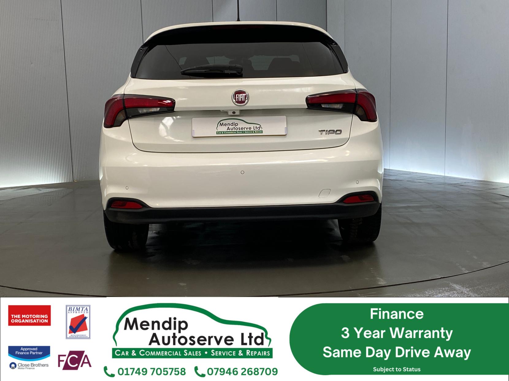 Fiat Tipo 1.4 MPI Lounge Hatchback 5dr Petrol Manual Euro 6 (95 ps)