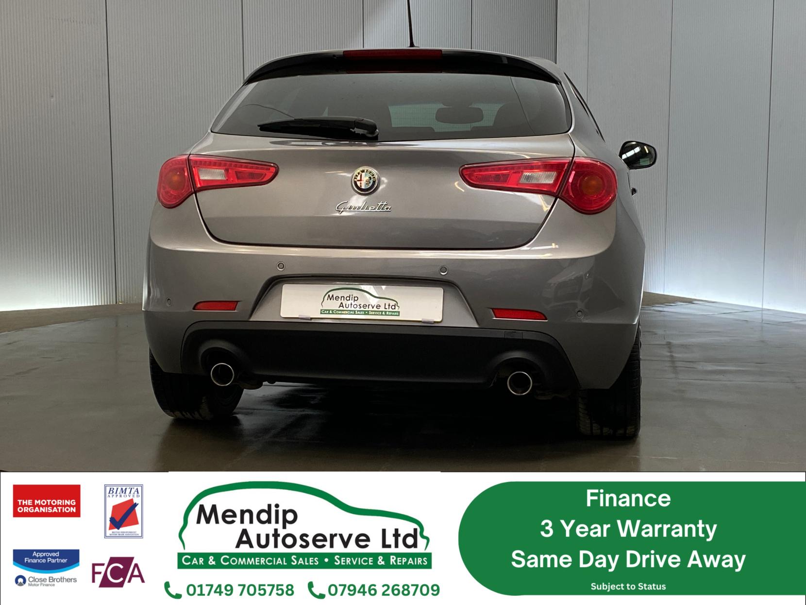 Alfa Romeo Giulietta 2.0 JTDM-2 QV Line Hatchback 5dr Diesel TCT Euro 6 (s/s) (175 bhp)