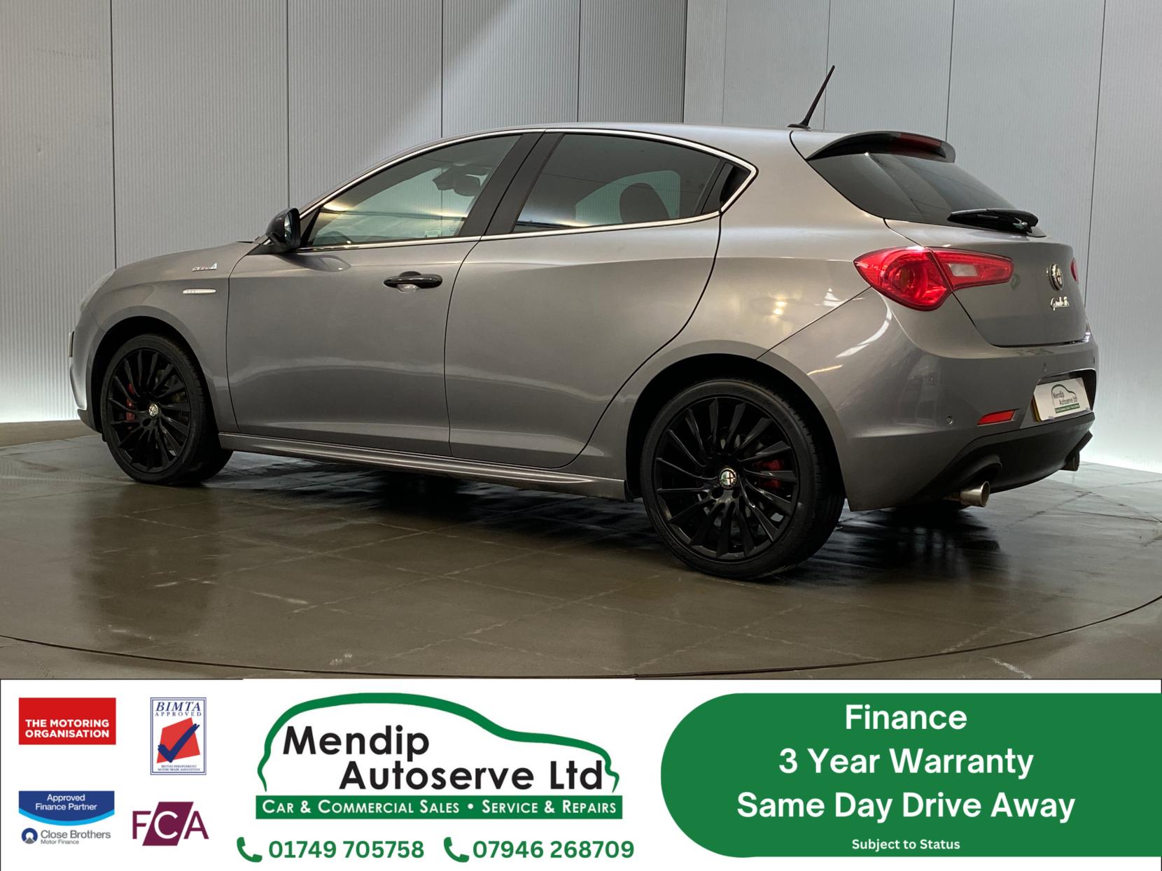 Alfa Romeo Giulietta 2.0 JTDM-2 QV Line Hatchback 5dr Diesel TCT Euro 6 (s/s) (175 bhp)