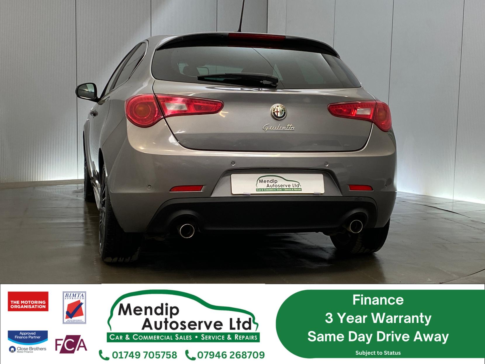 Alfa Romeo Giulietta 2.0 JTDM-2 QV Line Hatchback 5dr Diesel TCT Euro 6 (s/s) (175 bhp)