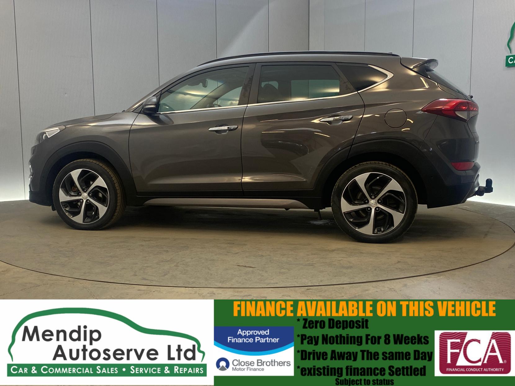 Hyundai TUCSON 2.0 CRDi Premium SE SUV 5dr Diesel Auto 4WD Euro 6 (136 ps)