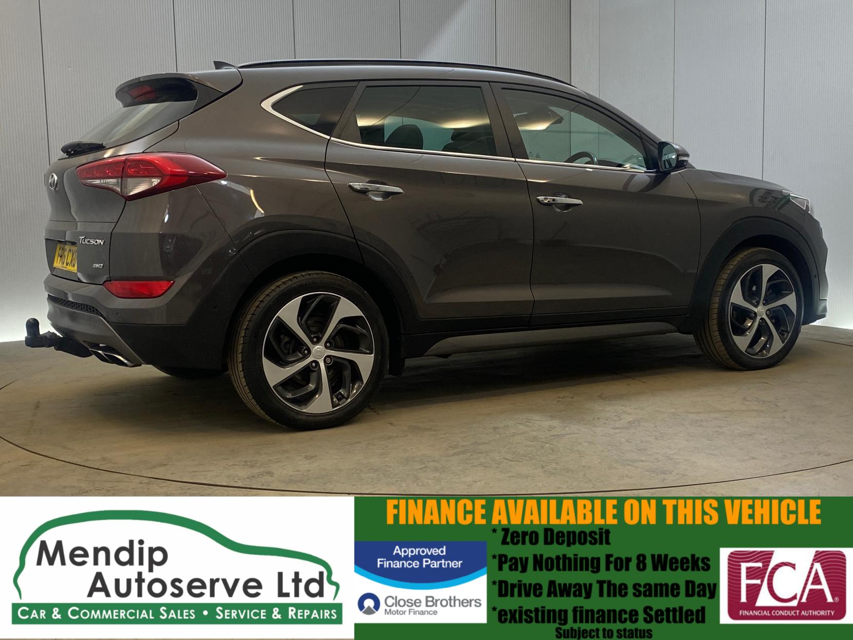 Hyundai TUCSON 2.0 CRDi Premium SE SUV 5dr Diesel Auto 4WD Euro 6 (136 ps)