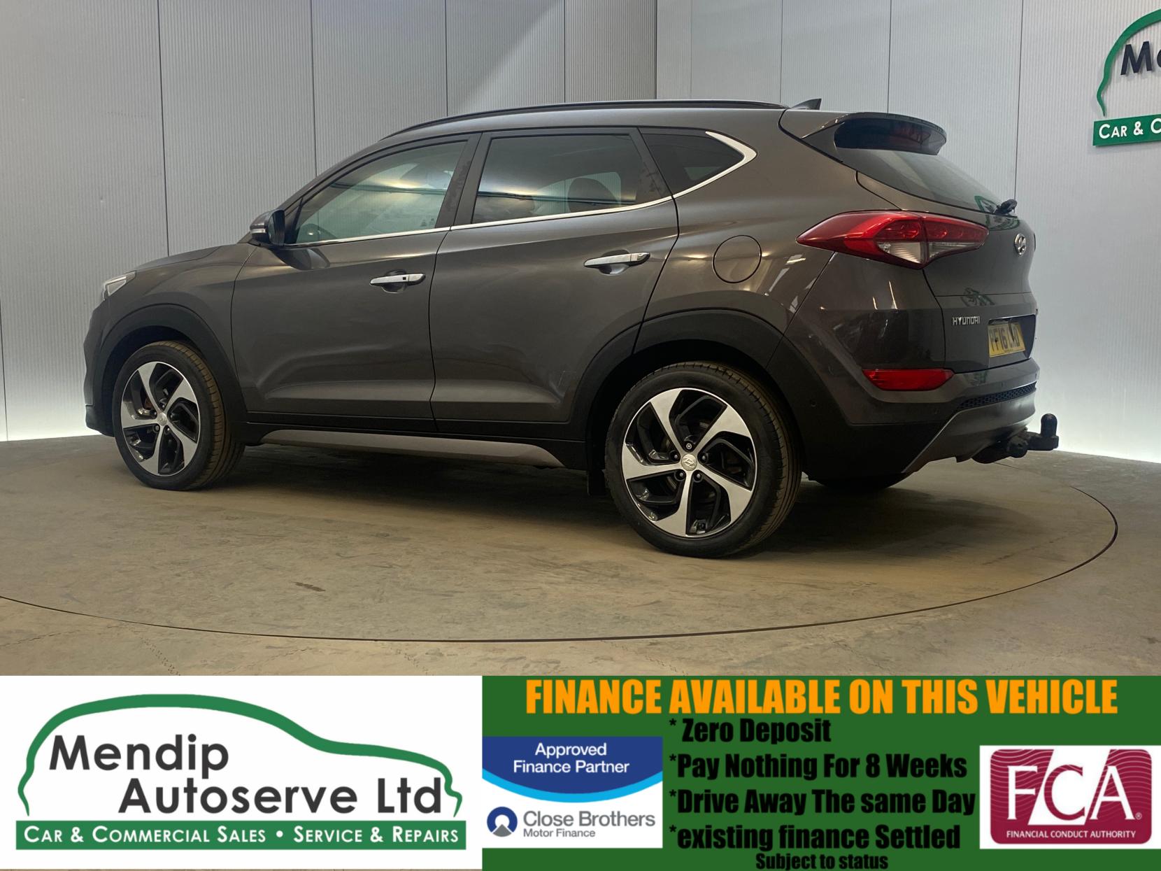 Hyundai TUCSON 2.0 CRDi Premium SE SUV 5dr Diesel Auto 4WD Euro 6 (136 ps)