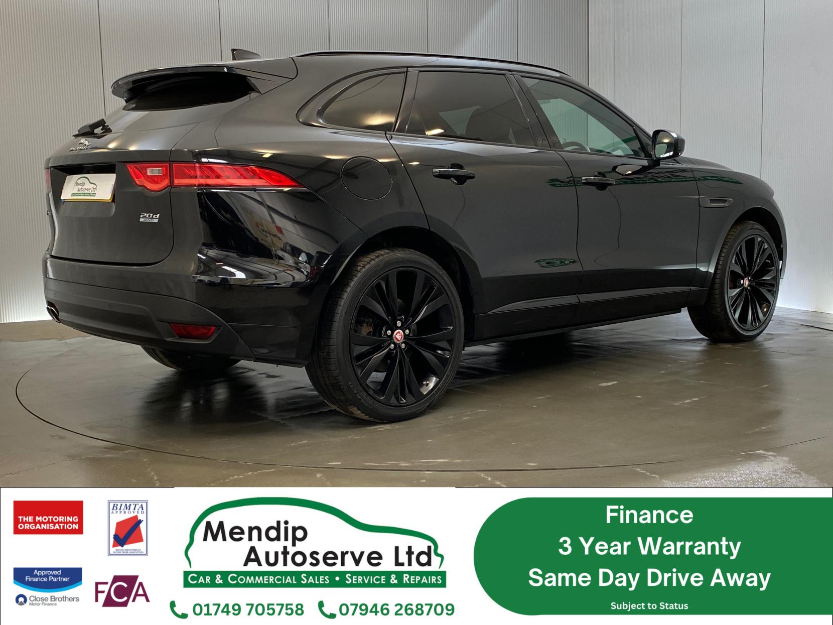 Jaguar F-PACE 2.0 D180 R-Sport SUV 5dr Diesel Auto AWD Euro 6 (s/s) (180 ps)