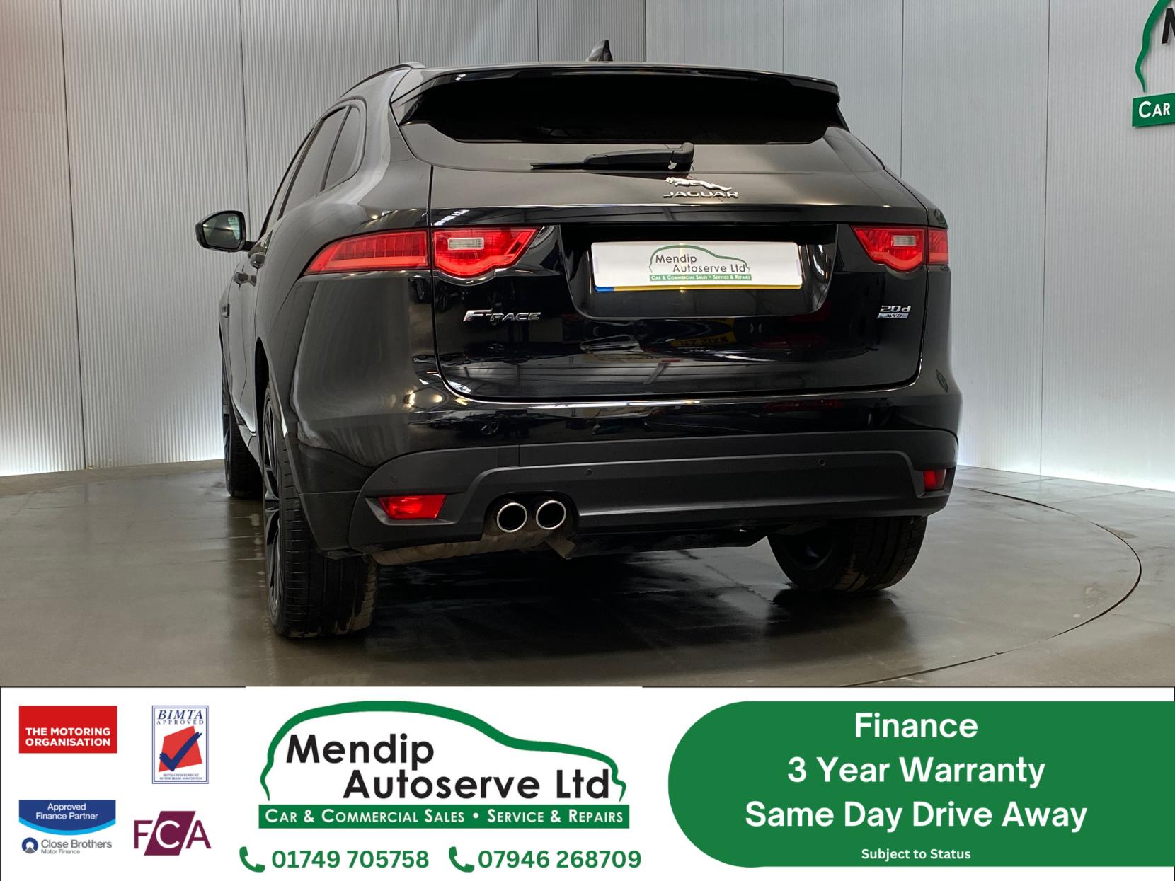 Jaguar F-PACE 2.0 D180 R-Sport SUV 5dr Diesel Auto AWD Euro 6 (s/s) (180 ps)