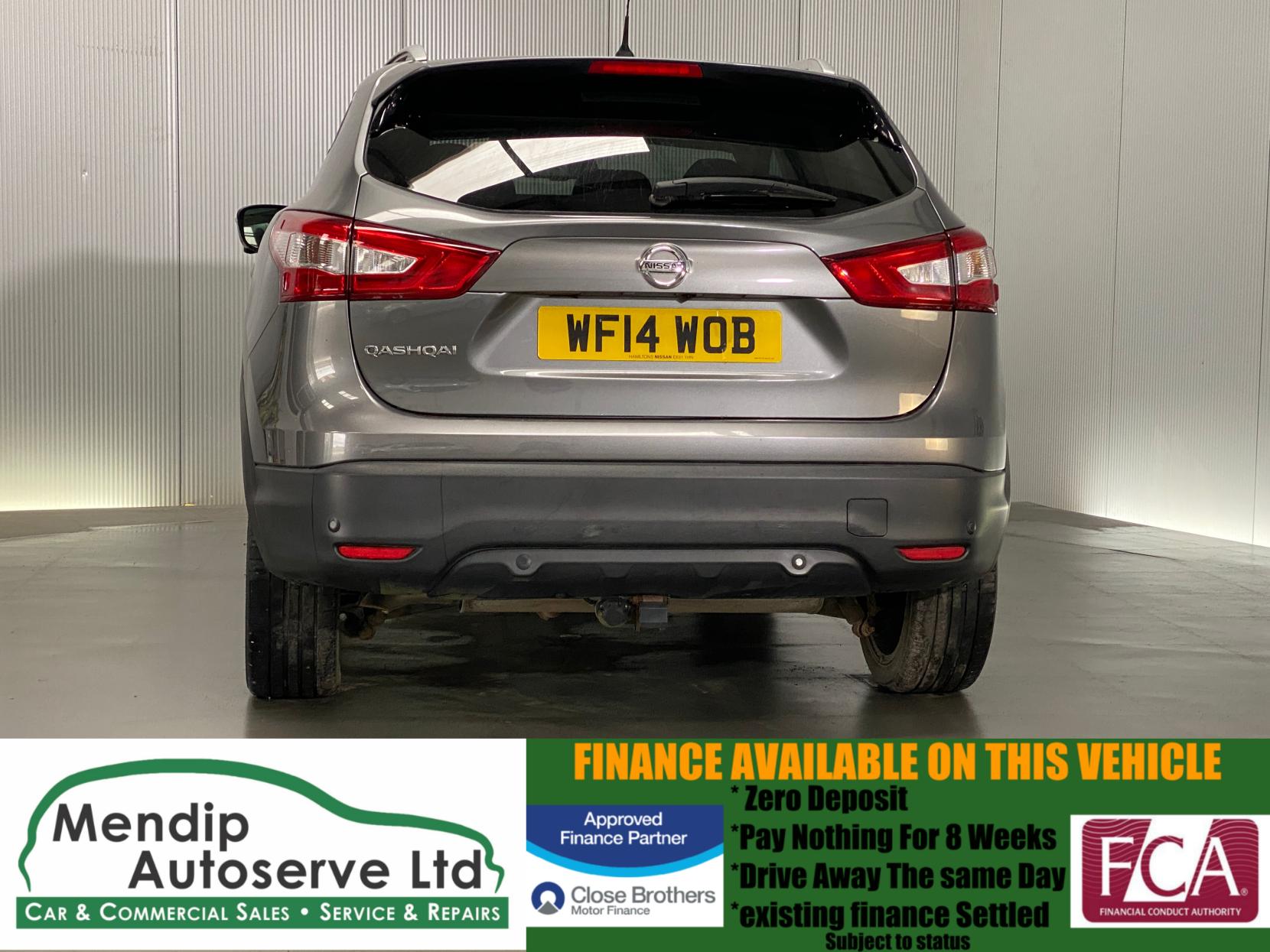 Nissan Qashqai 1.6 dCi Tekna SUV 5dr Diesel Manual 4WD Euro 5 (s/s) (130 ps)