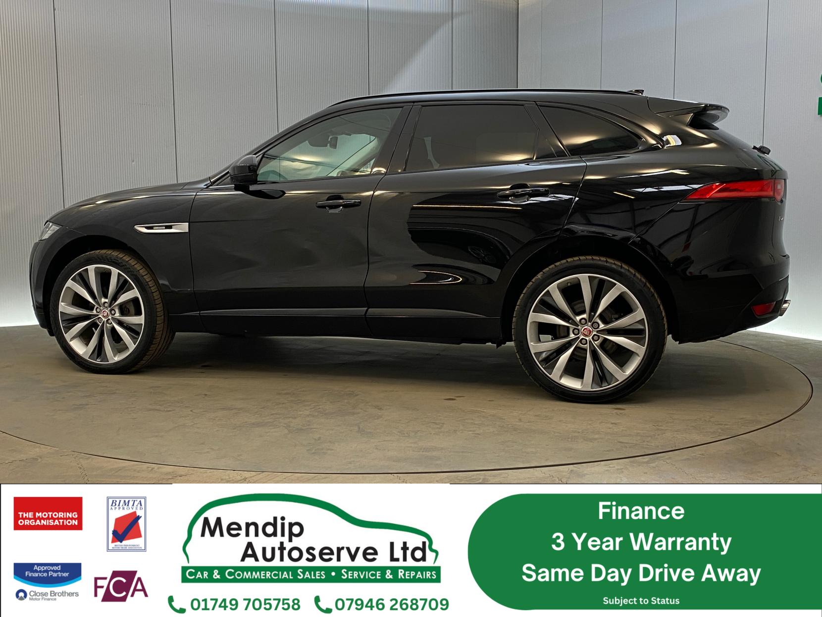 Jaguar F-PACE 2.0 D180 R-Sport SUV 5dr Diesel Auto AWD Euro 6 (s/s) (180 ps)