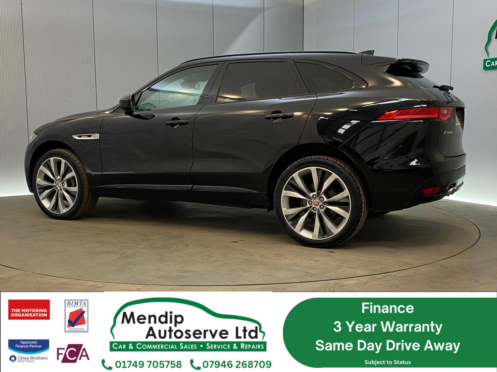 Jaguar F-PACE 2.0 D180 R-Sport SUV 5dr Diesel Auto AWD Euro 6 (s/s) (180 ps)