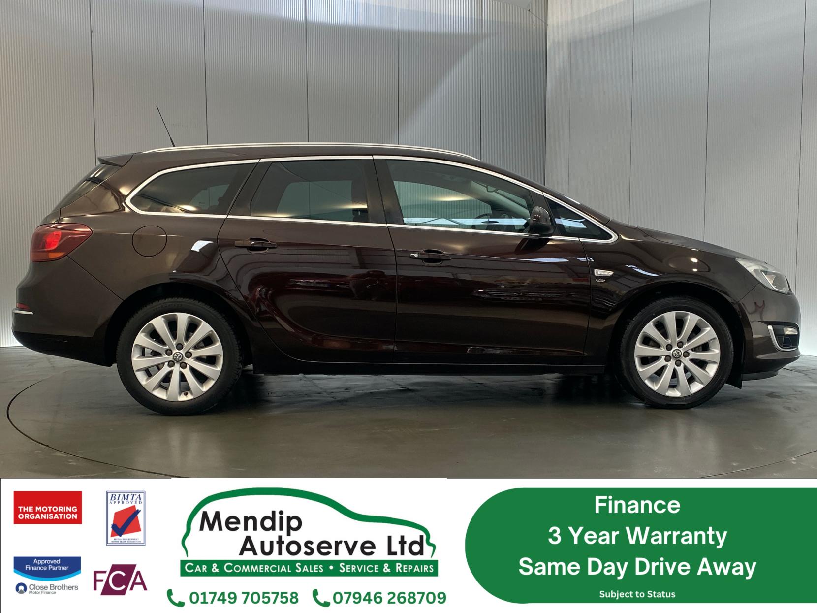 Vauxhall Astra 1.6 16V Elite Sports Tourer 5dr Petrol Auto Euro 5 (115 ps)