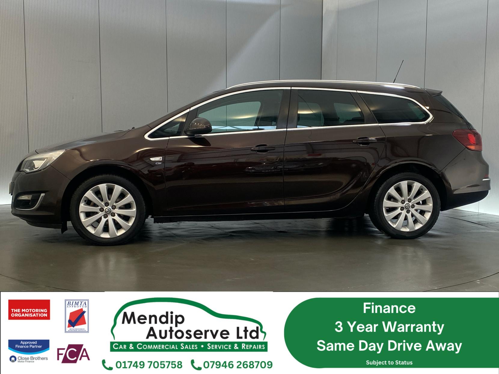 Vauxhall Astra 1.6 16V Elite Sports Tourer 5dr Petrol Auto Euro 5 (115 ps)