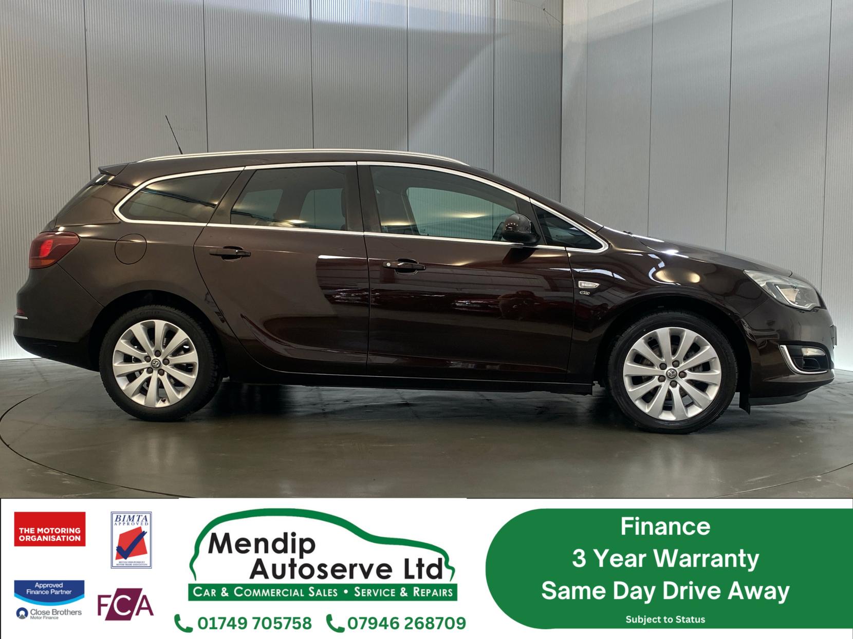 Vauxhall Astra 1.6 16V Elite Sports Tourer 5dr Petrol Auto Euro 5 (115 ps)