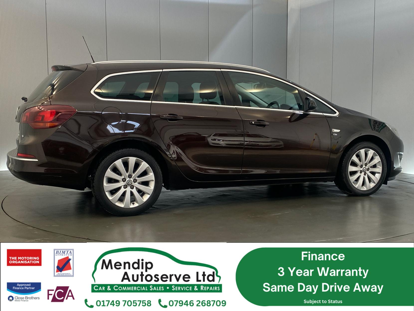Vauxhall Astra 1.6 16V Elite Sports Tourer 5dr Petrol Auto Euro 5 (115 ps)