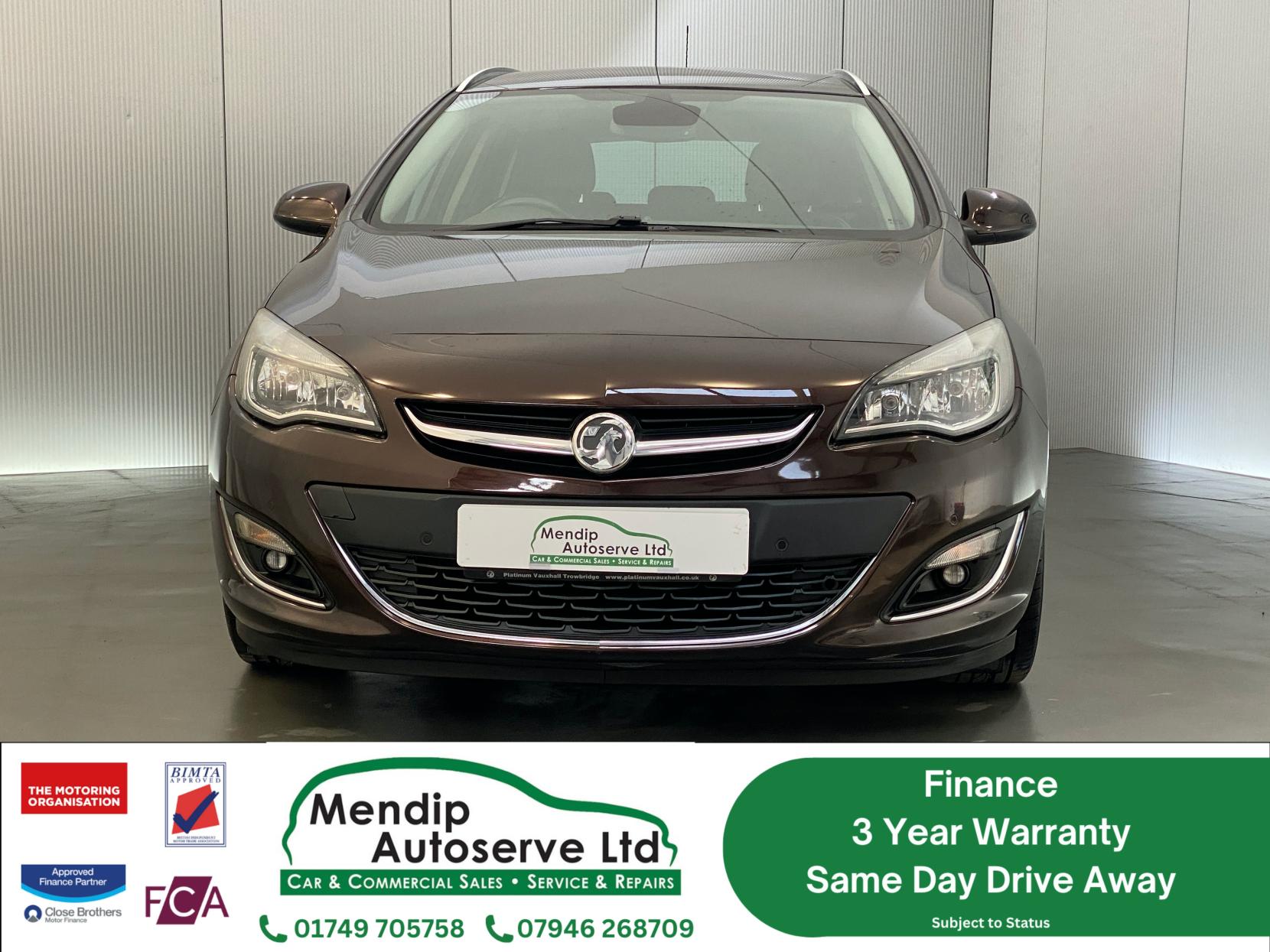 Vauxhall Astra 1.6 16V Elite Sports Tourer 5dr Petrol Auto Euro 5 (115 ps)
