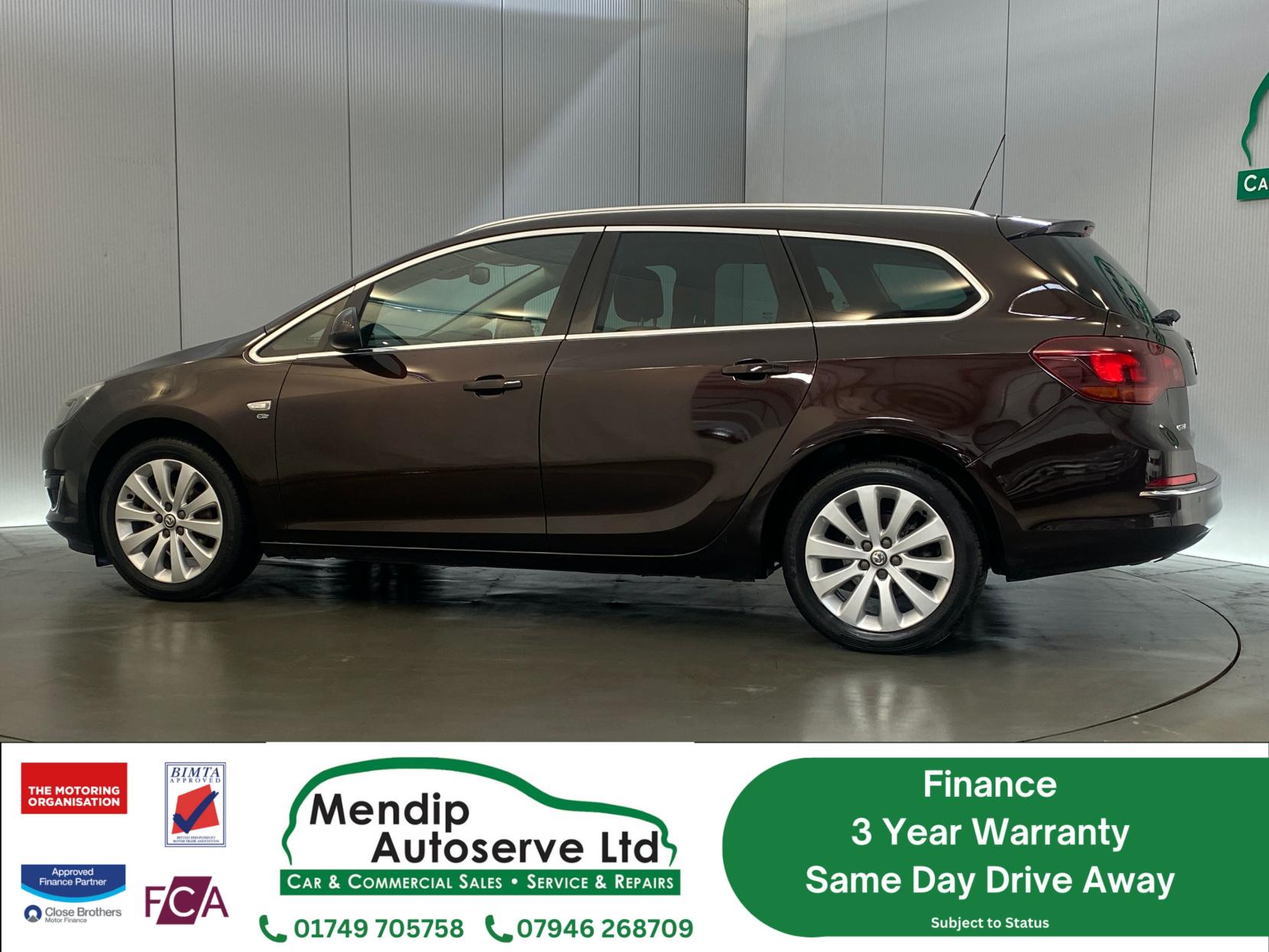 Vauxhall Astra 1.6 16V Elite Sports Tourer 5dr Petrol Auto Euro 5 (115 ps)