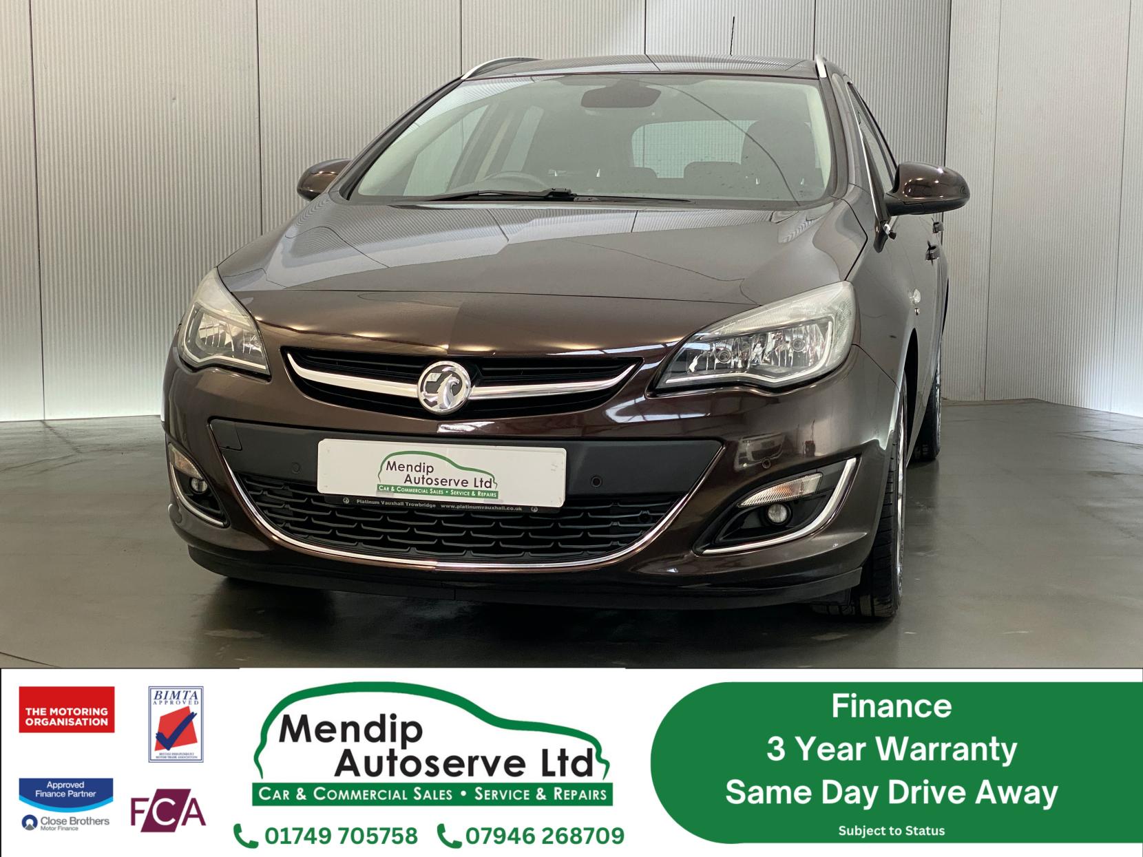 Vauxhall Astra 1.6 16V Elite Sports Tourer 5dr Petrol Auto Euro 5 (115 ps)