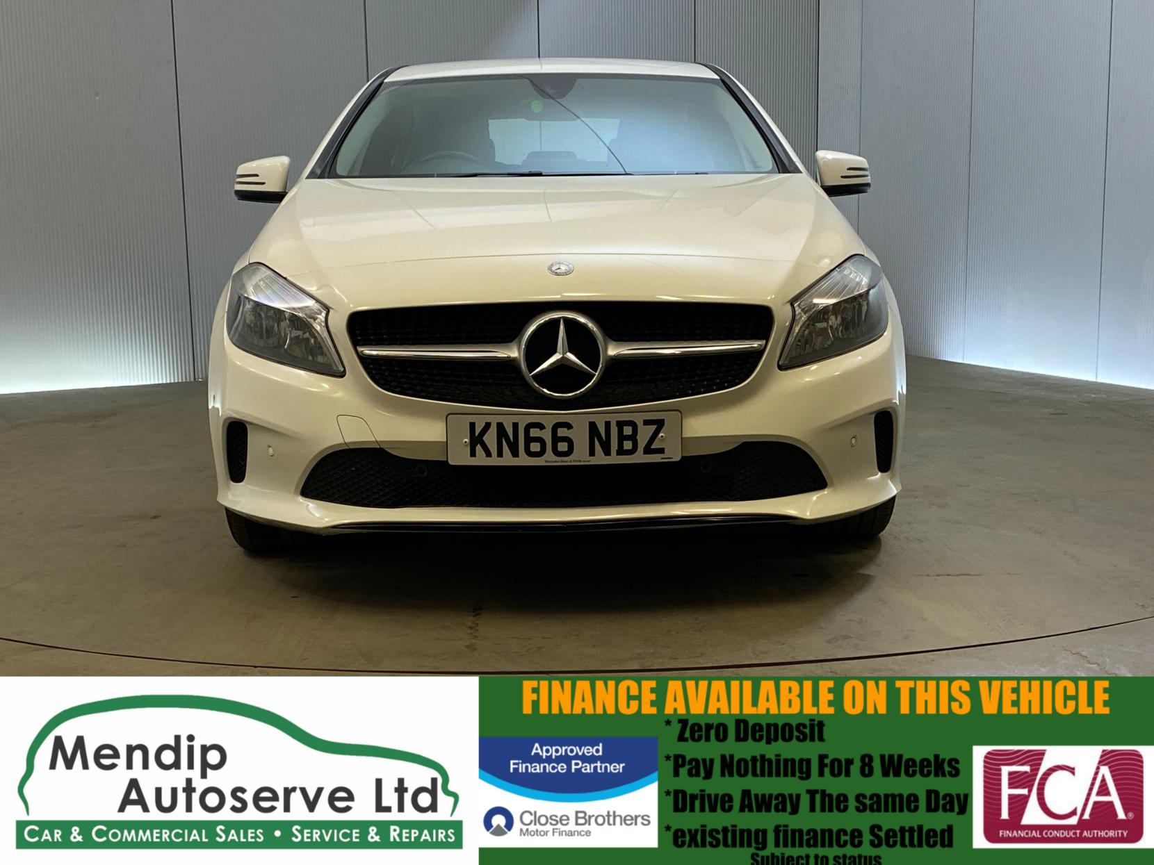 Mercedes-Benz A Class 1.5 A180d Sport (Executive) Hatchback 5dr Diesel Manual Euro 6 (s/s) (109 ps)