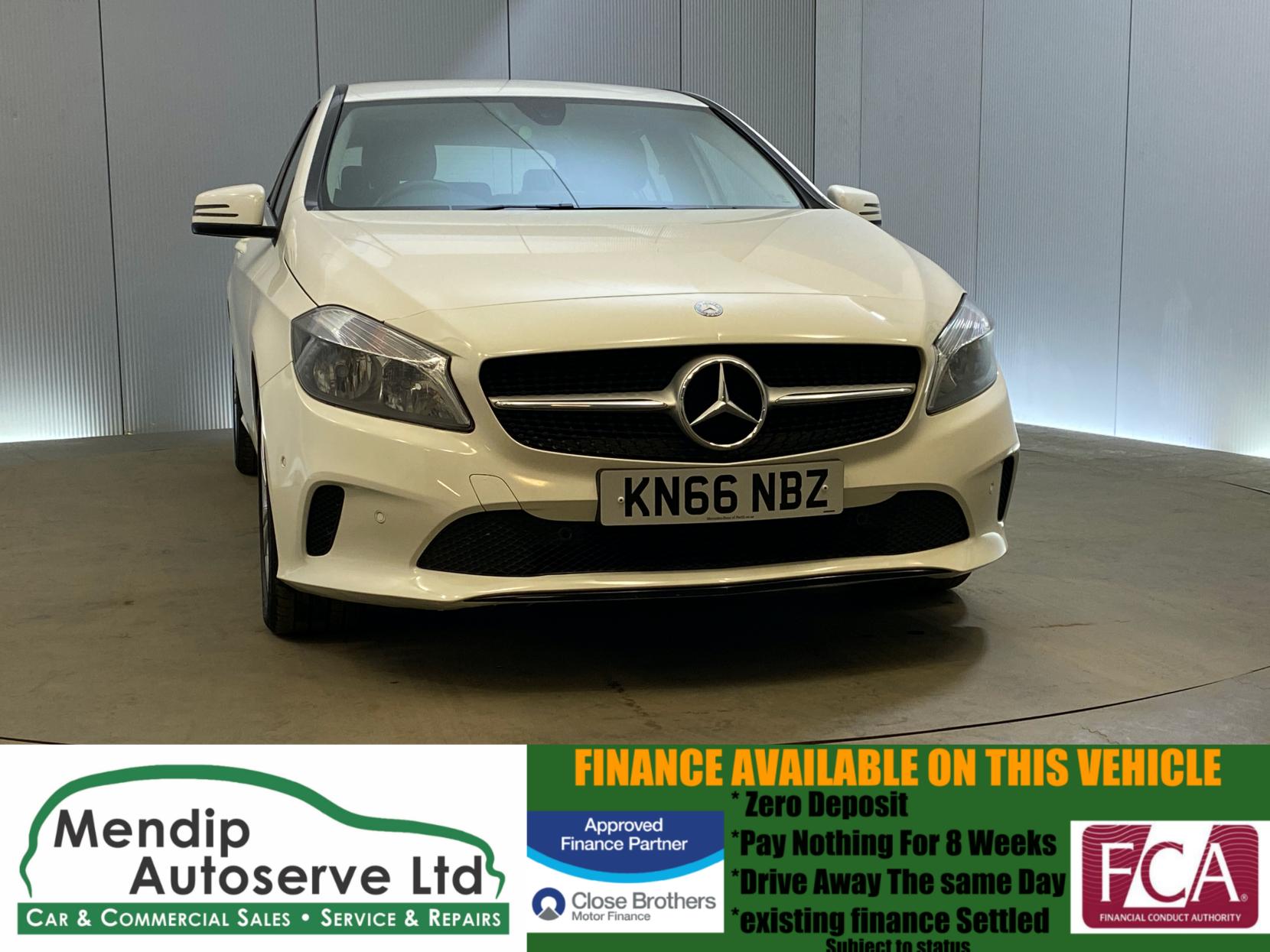 Mercedes-Benz A Class 1.5 A180d Sport (Executive) Hatchback 5dr Diesel Manual Euro 6 (s/s) (109 ps)