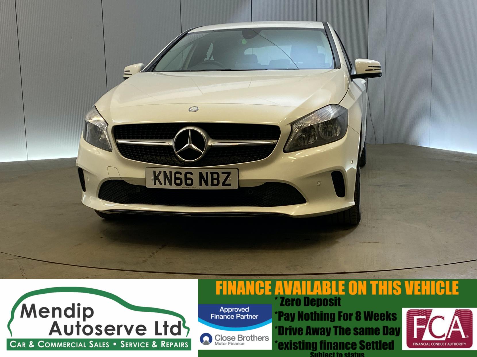 Mercedes-Benz A Class 1.5 A180d Sport (Executive) Hatchback 5dr Diesel Manual Euro 6 (s/s) (109 ps)