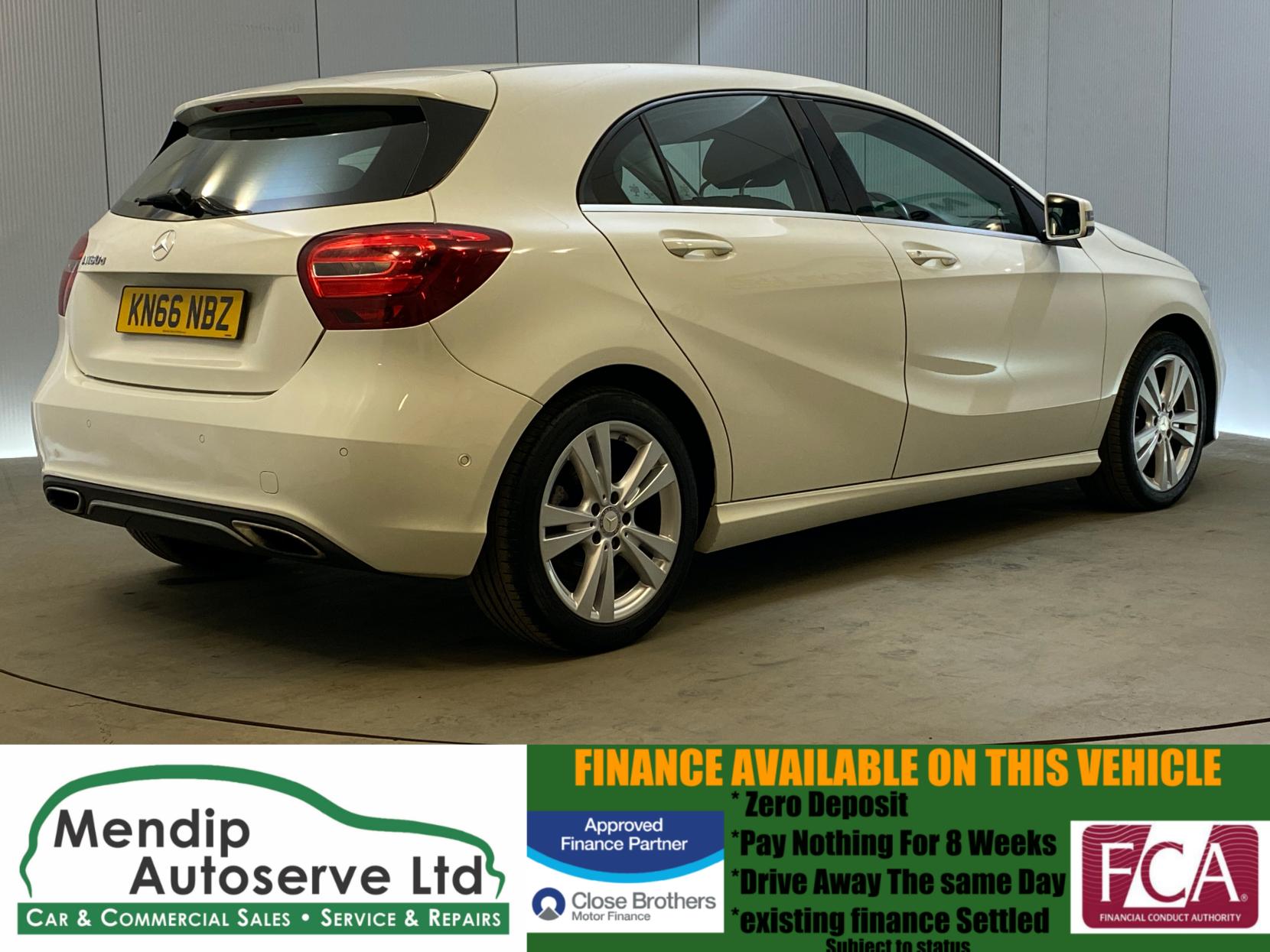 Mercedes-Benz A Class 1.5 A180d Sport (Executive) Hatchback 5dr Diesel Manual Euro 6 (s/s) (109 ps)