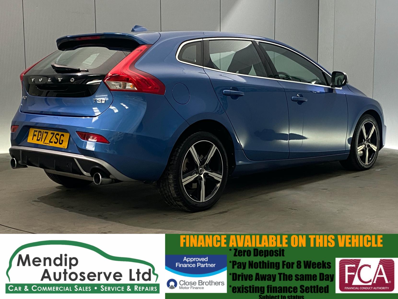 Volvo V40 2.0 T3 R-Design Hatchback 5dr Petrol Manual Euro 6 (s/s) (152 ps)