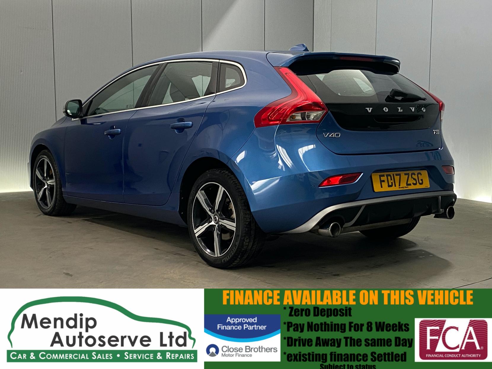 Volvo V40 2.0 T3 R-Design Hatchback 5dr Petrol Manual Euro 6 (s/s) (152 ps)